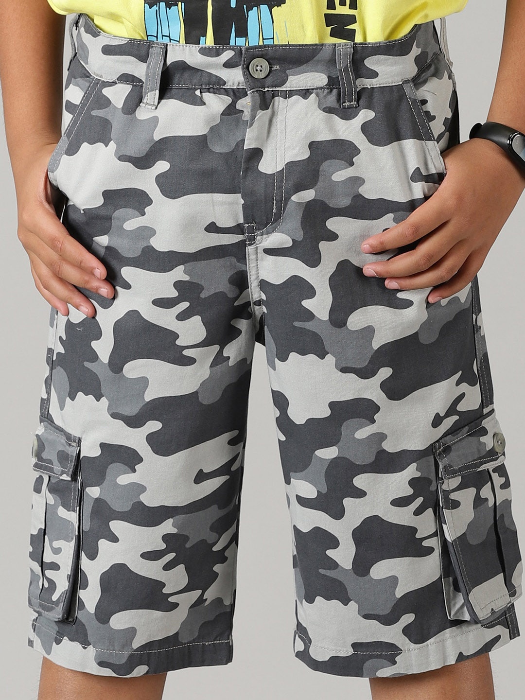 

KiddoPanti Boys Camouflage Printed Cargo Shorts, Grey