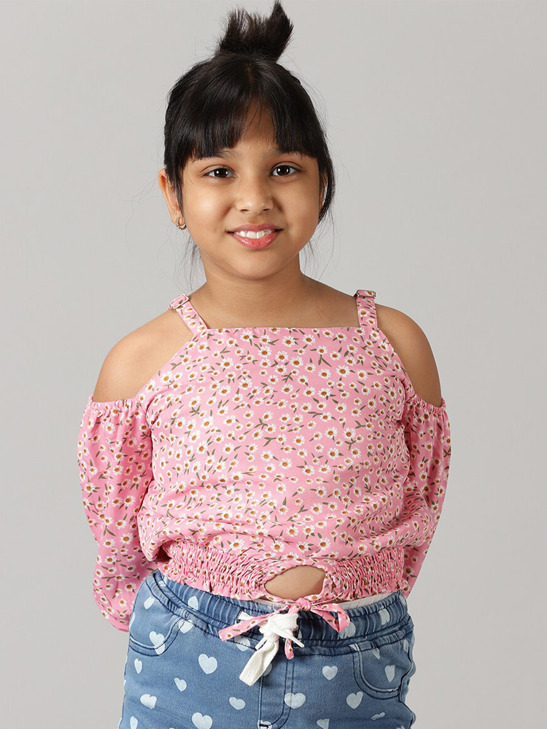 

KiddoPanti Girls Cold-Shoulder Sleeves Floral Printed Georgette Crop Top, Pink