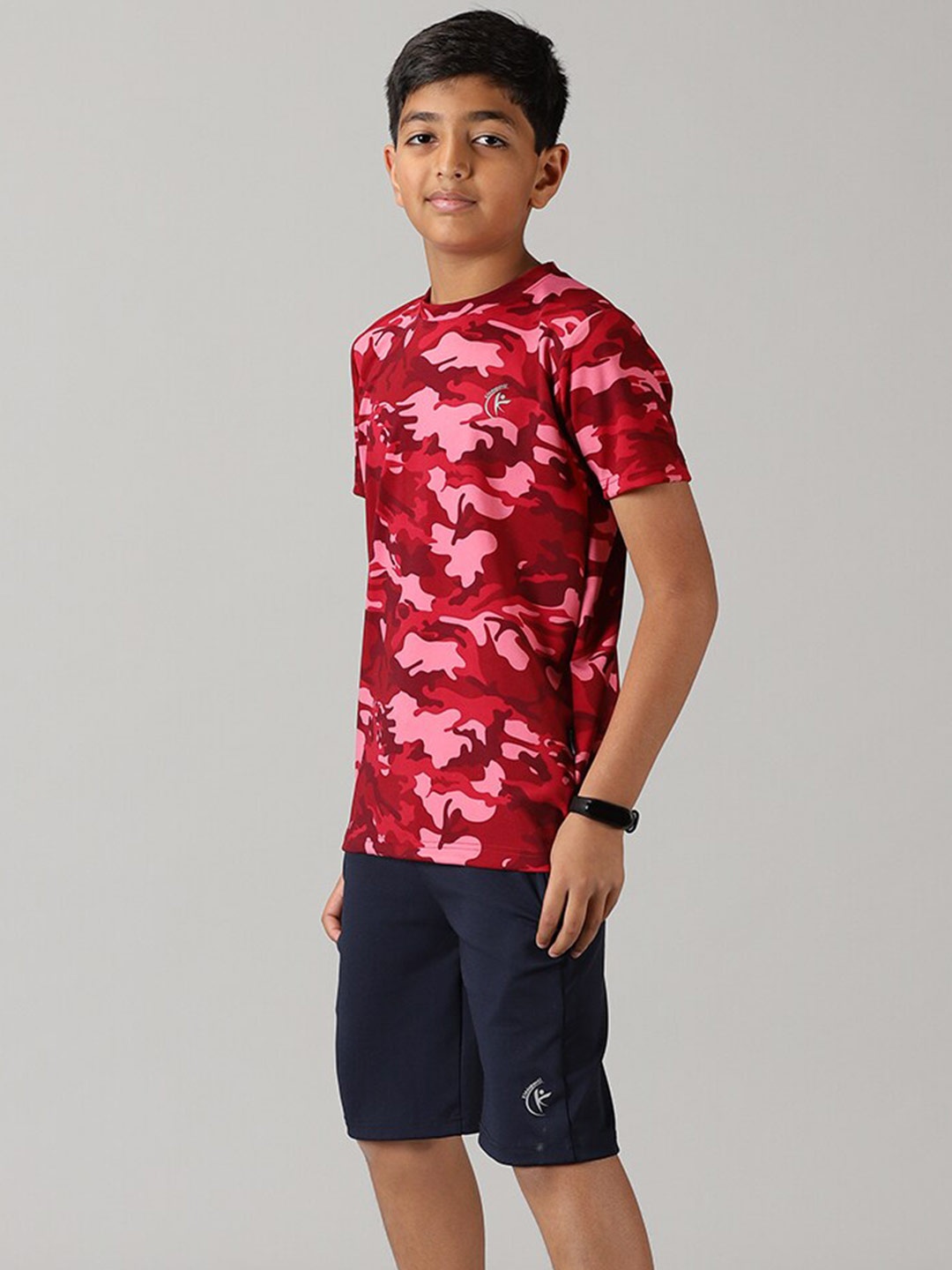 

KiddoPanti Boys Printed T-shirt with Shorts, Maroon