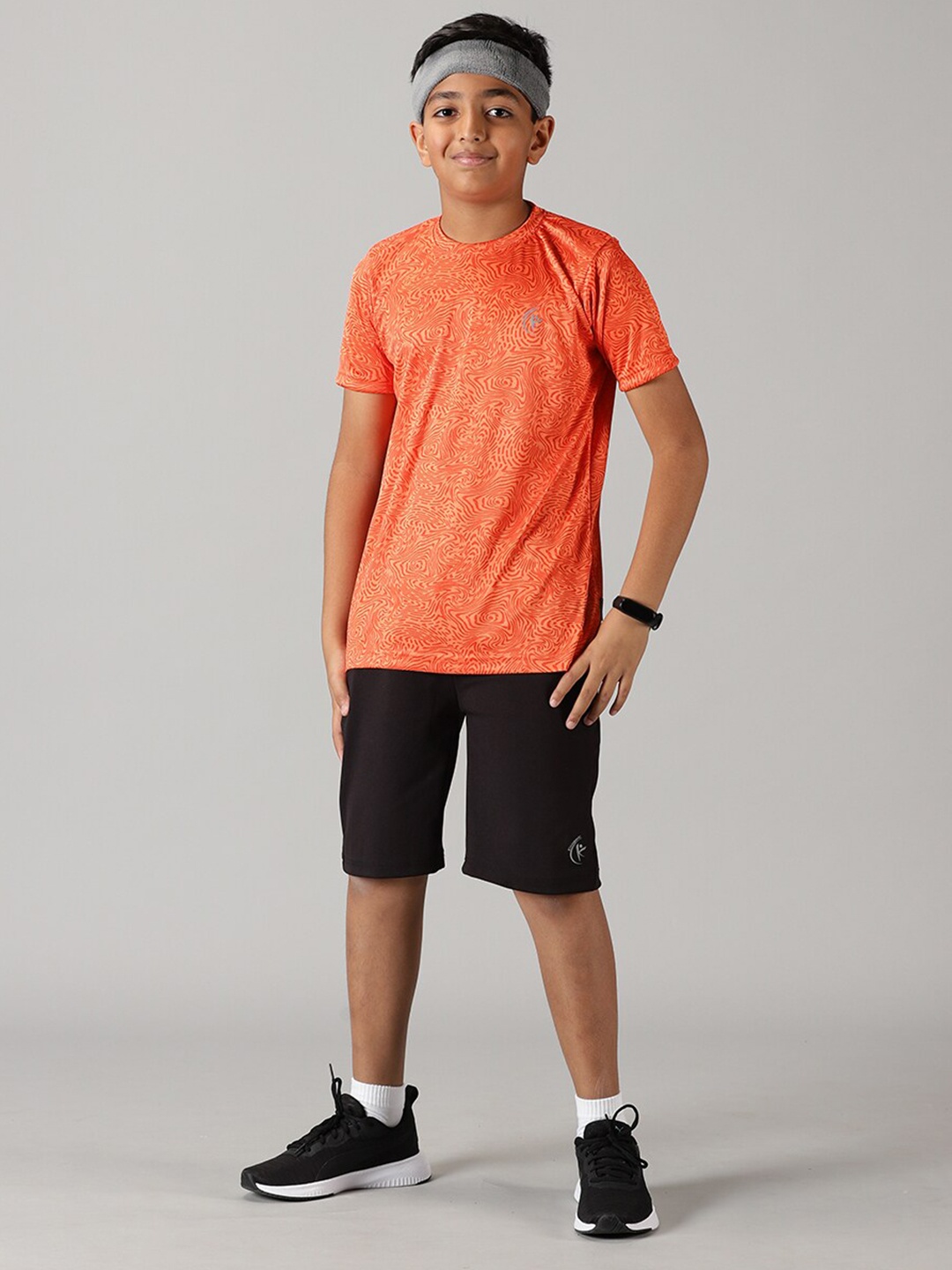 

KiddoPanti Boys Printed SportsT-shirt with Shorts, Orange