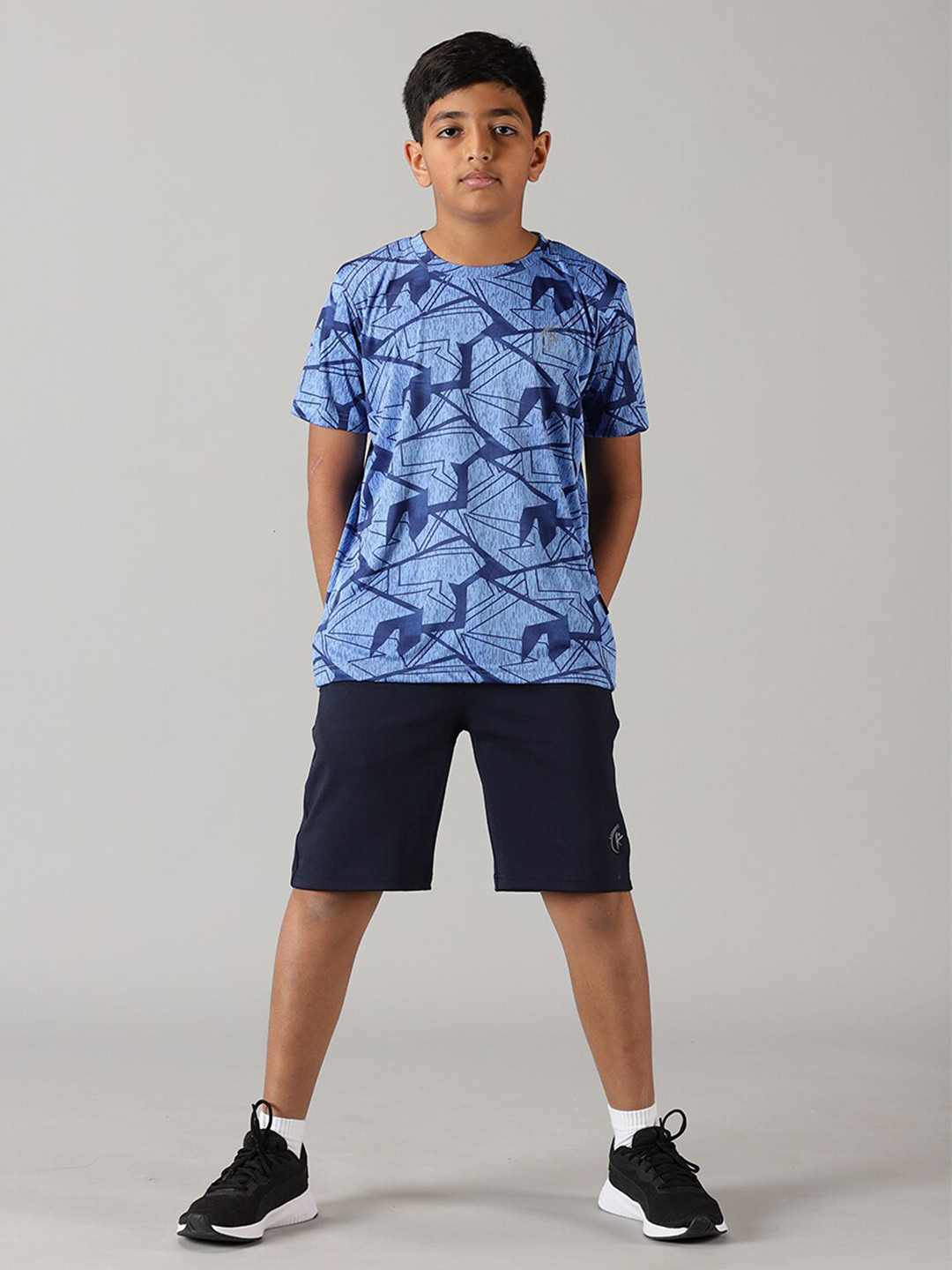 

KiddoPanti Boys Printed Sports T-shirt with Shorts, Blue