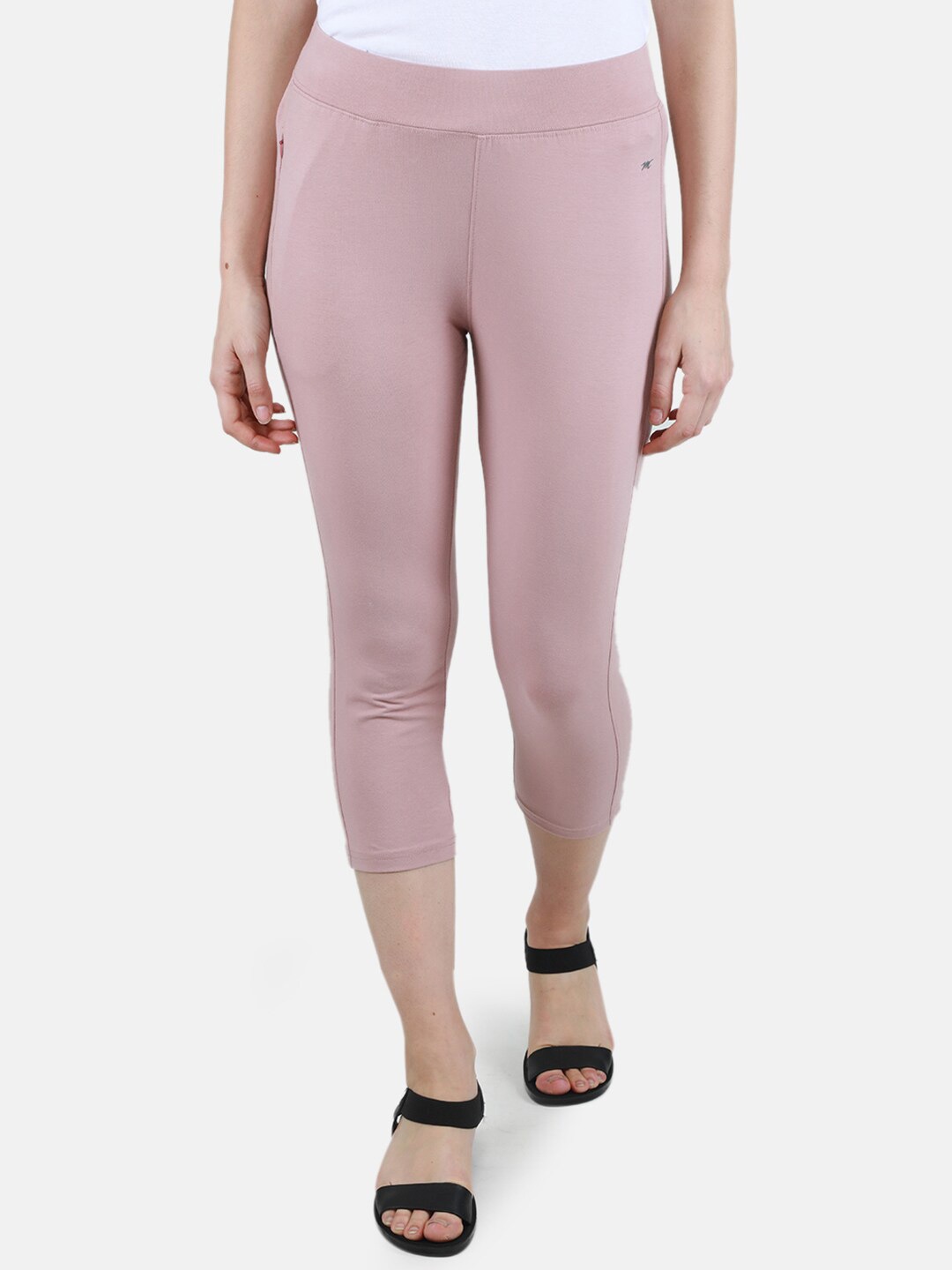 

Monte Carlo Women Low-Rise Regular Fit Capris, Pink