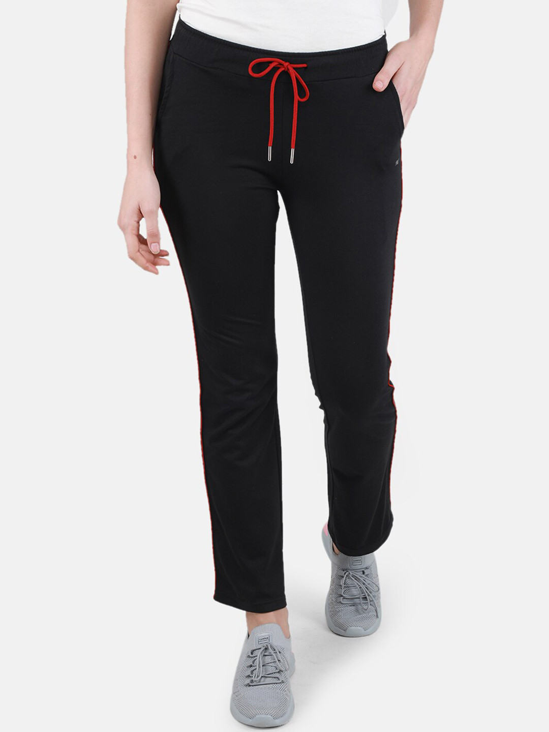

Monte Carlo Women Regular Fit Side Piping Track Pants, Black