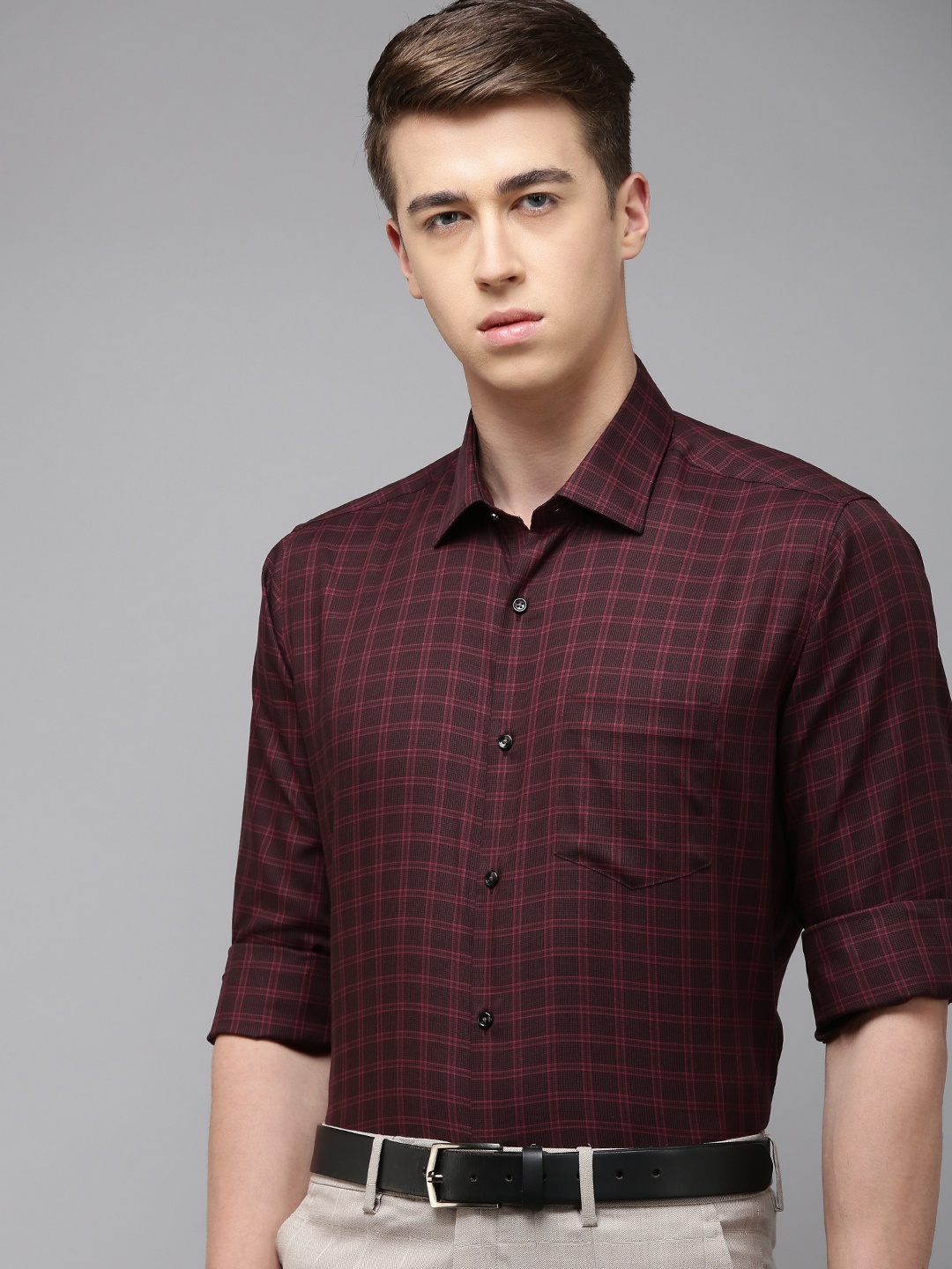 

Van Heusen Custom Checked Opaque Pure Cotton Formal Shirt, Maroon