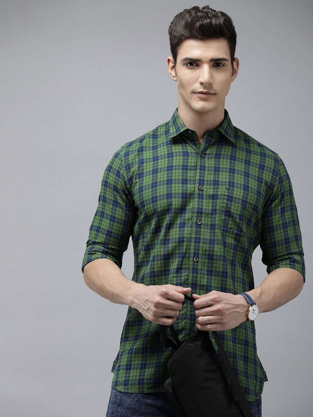 

Van Heusen Sport Checked Slim Fit Pure Cotton Casual Shirt, Green