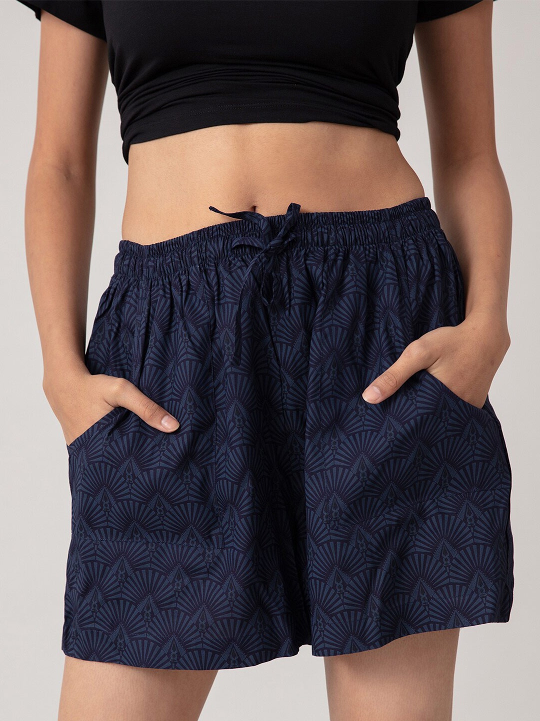 

Nykd Women Ethnic Motifs Printed Cotton Lounge Shorts, Navy blue