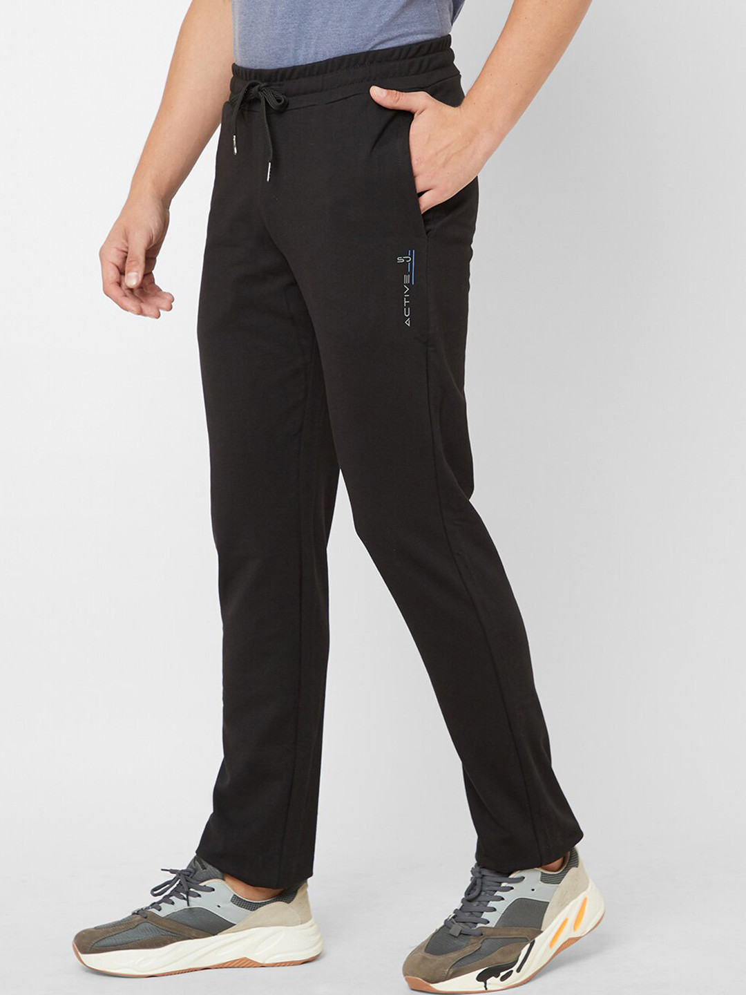 

Sweet Dreams Men Mid-Rise Track Pants, Black