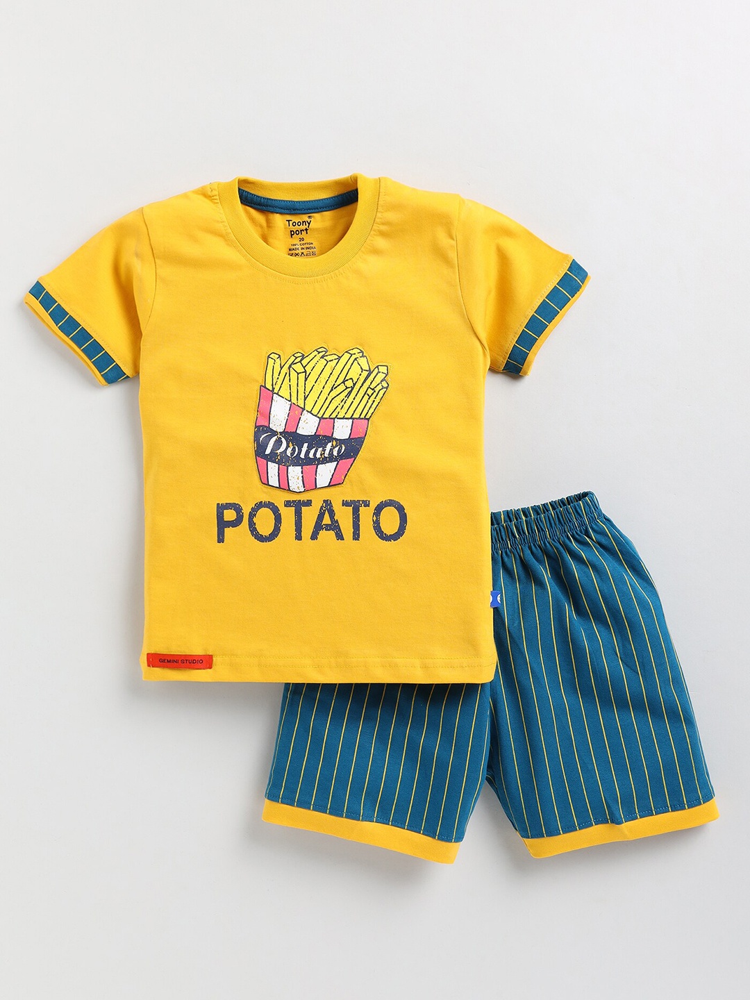 

Toonyport Boys Printed Pure Cotton T-shirt with Shorts, Yellow