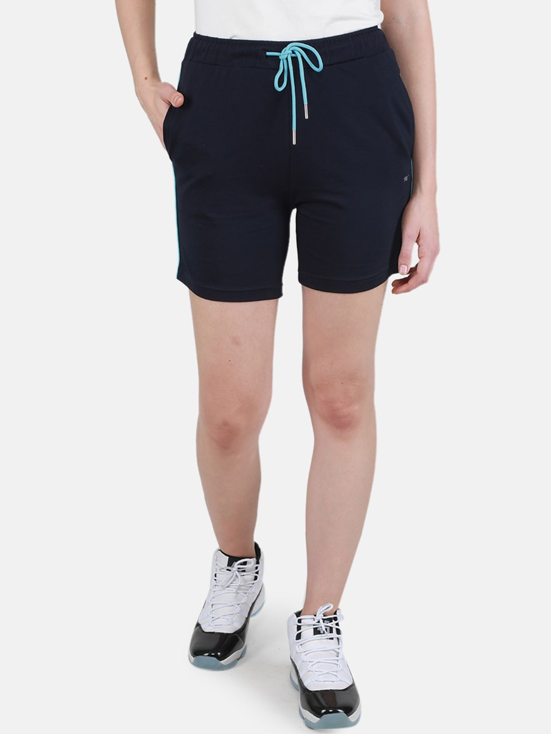 

Monte Carlo Women Mid-Rise Regular Shorts, Navy blue