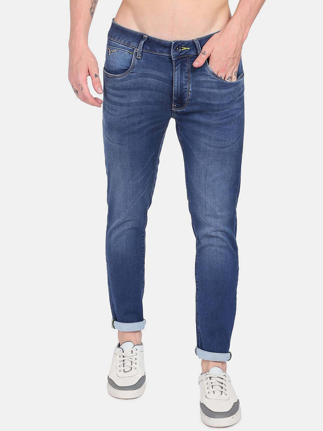 

Flying Machine Men Light Fade Cotton Jeans, Blue