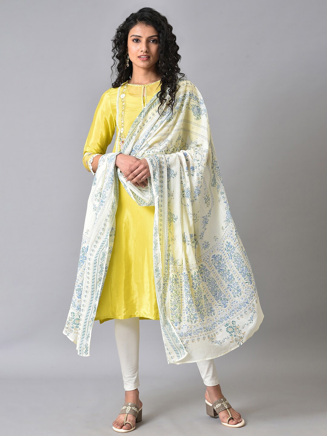 

W Floral Printed Dupatta, White