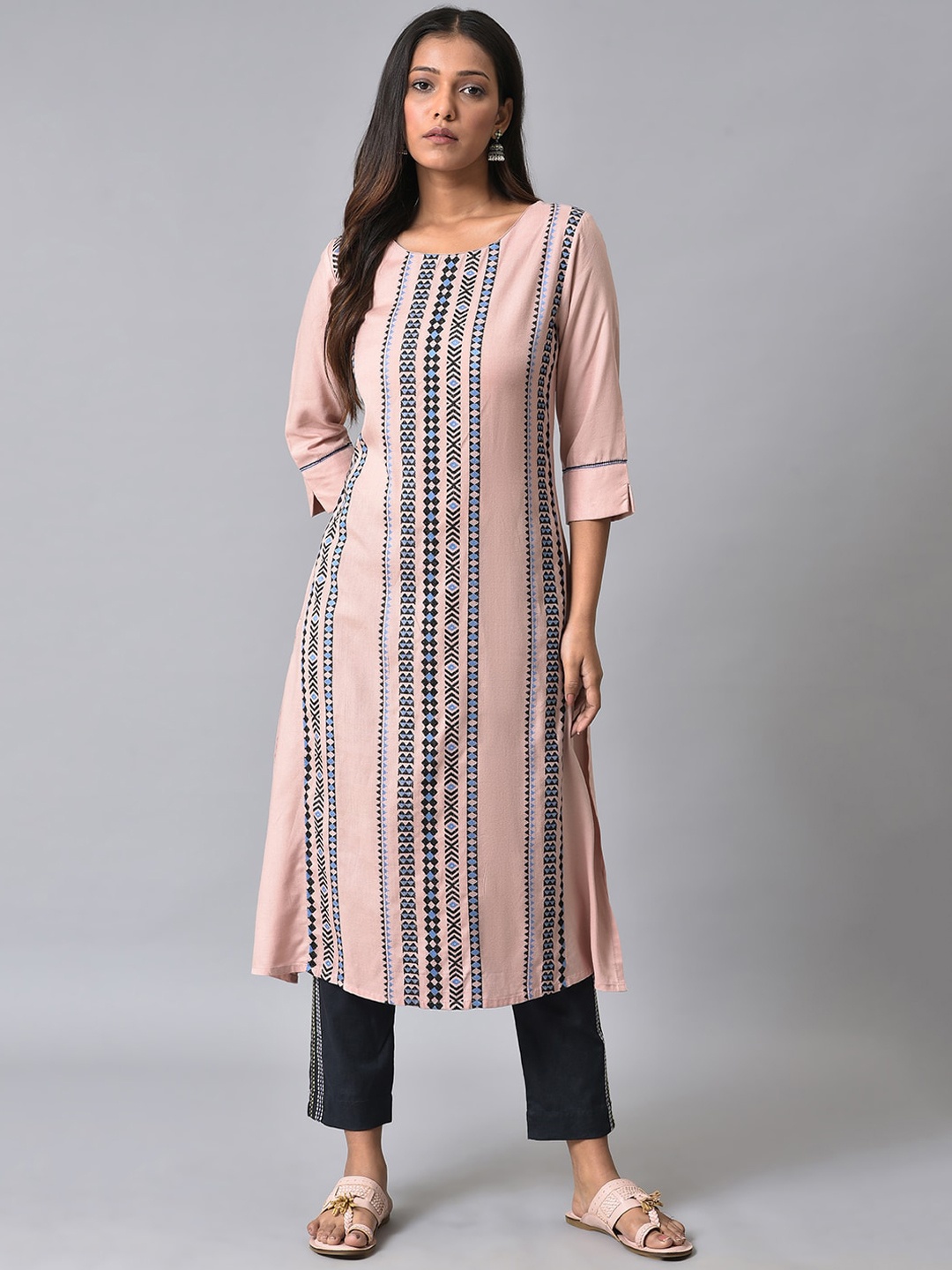 

W Geometric Printed Straight Kurta, Pink