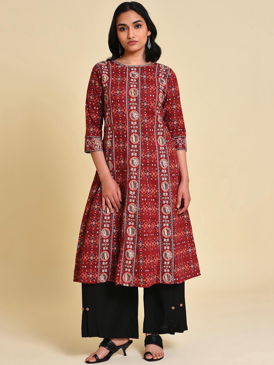

W Boat Neck Ethnic Motifs Printed Sequins Pure Cotton Straight Kurta, Red