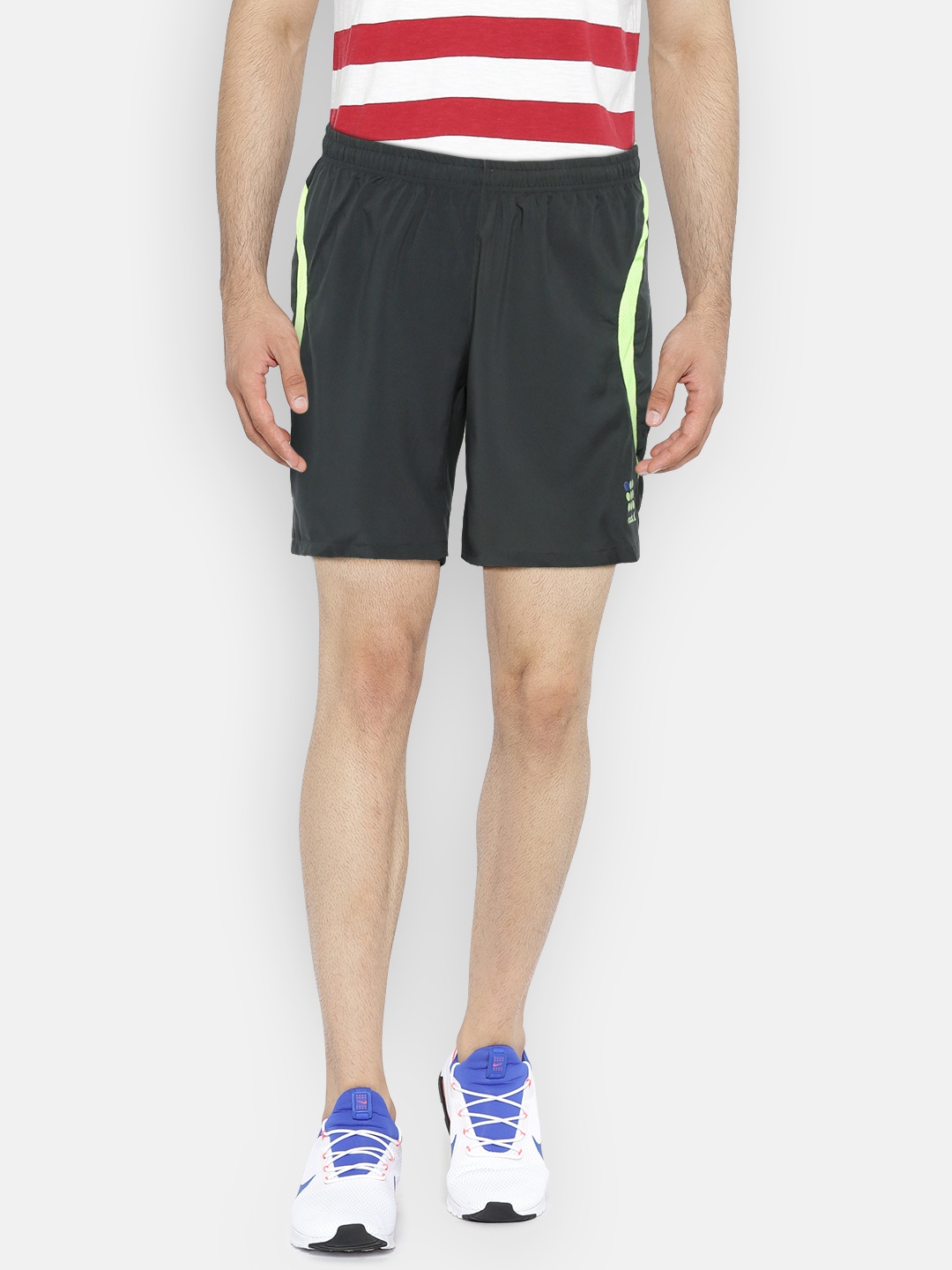 

rock.it Men Grey Solid Sports Shorts