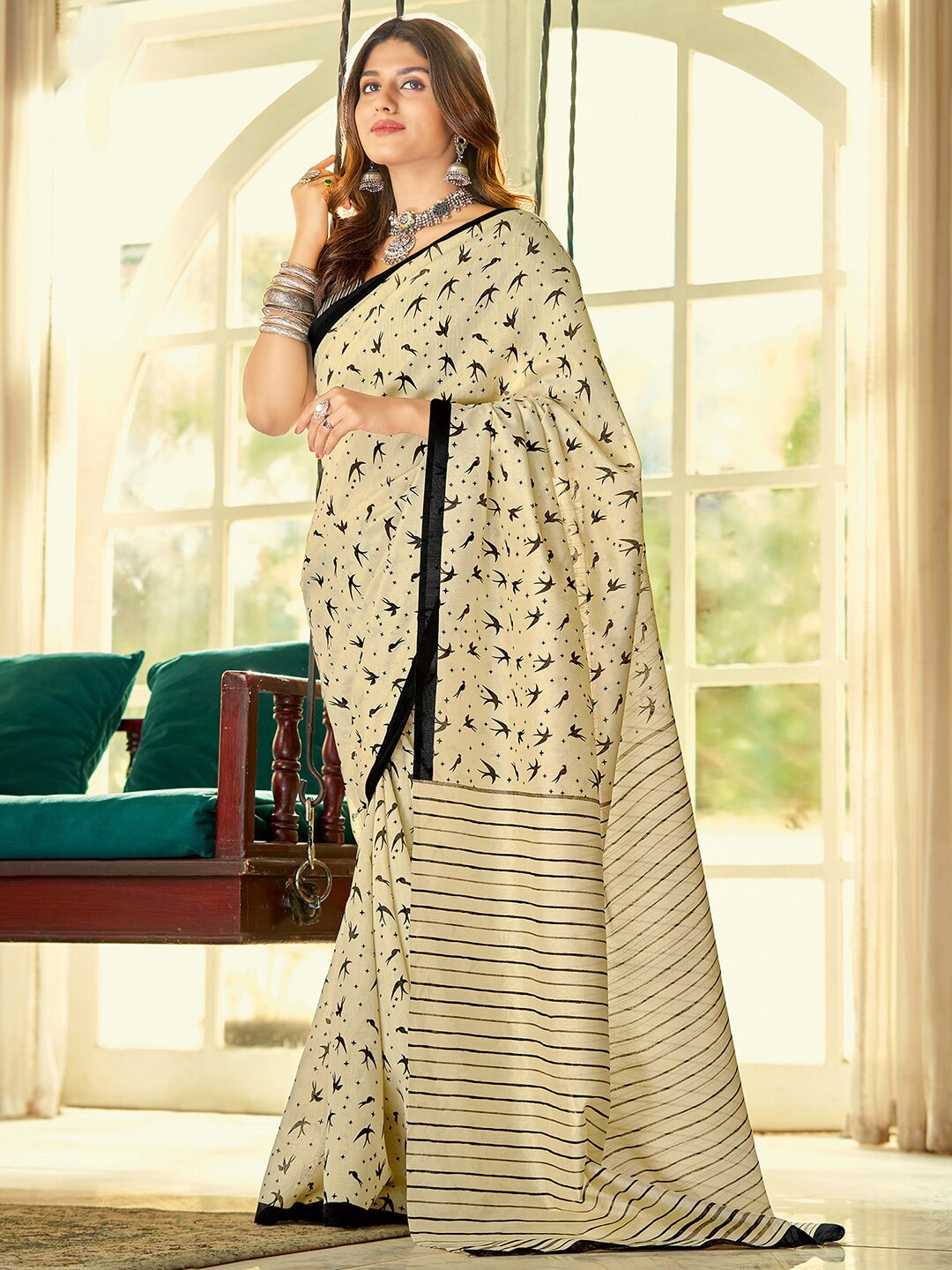 

Saree mall Abstract Printed Dabu Sarees, Cream