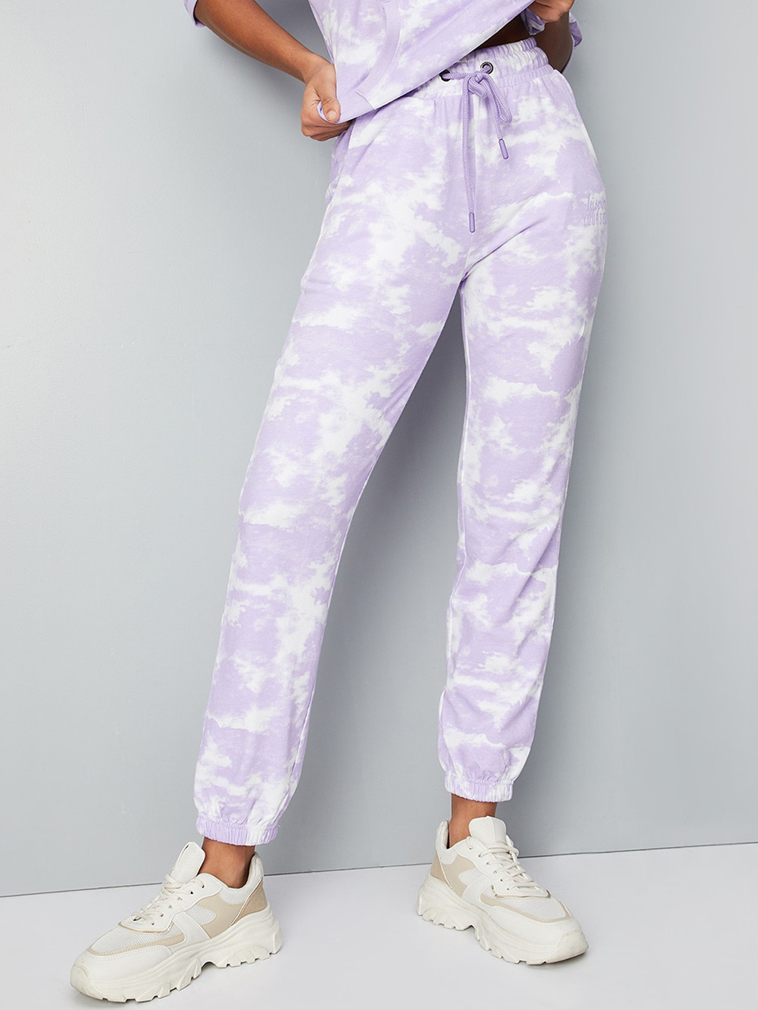 

max Women Dyed Pure Cotton Joggers, White