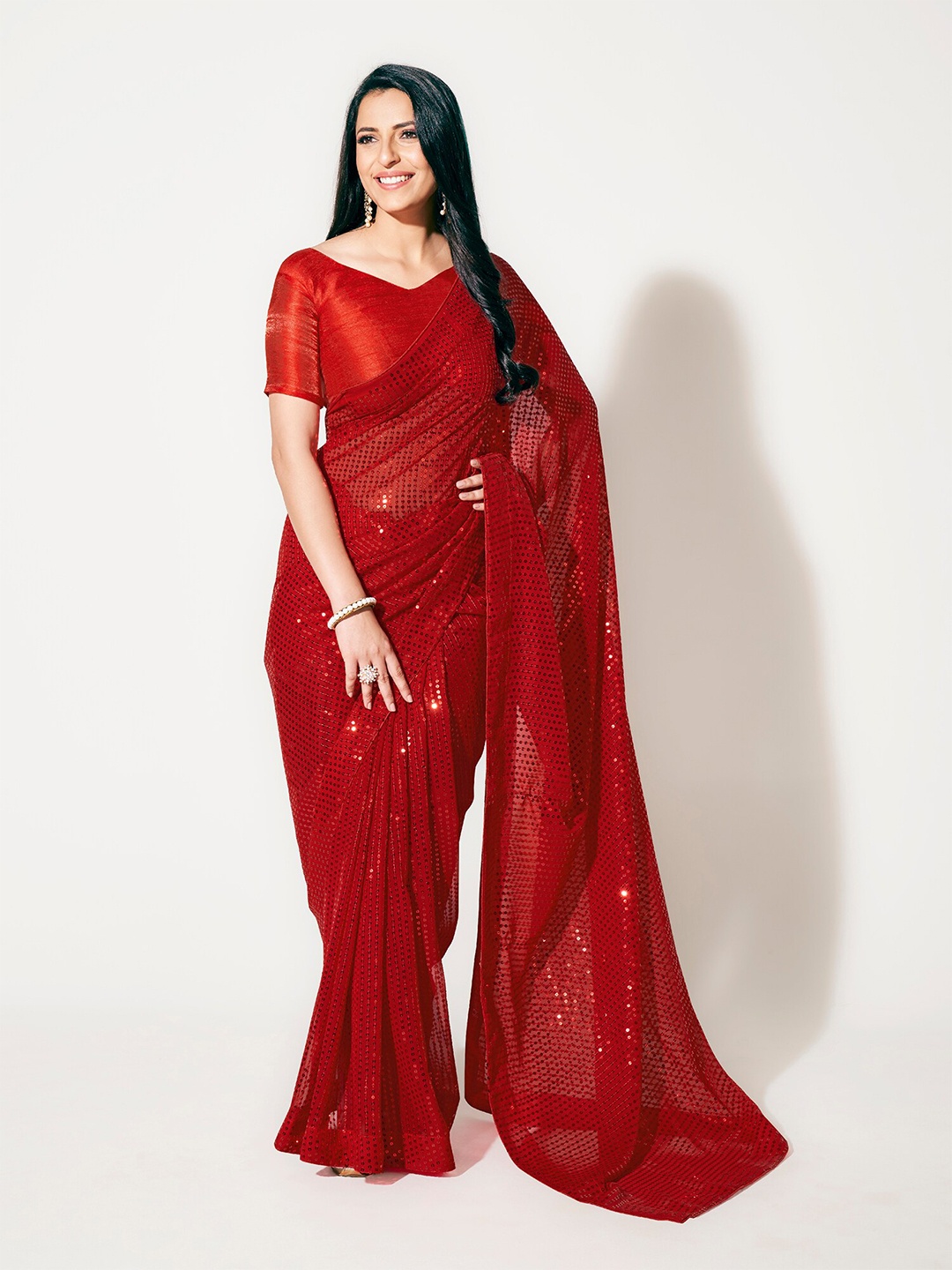 

SHOPGARB Embellished Embroidered Sequinned Saree, Red