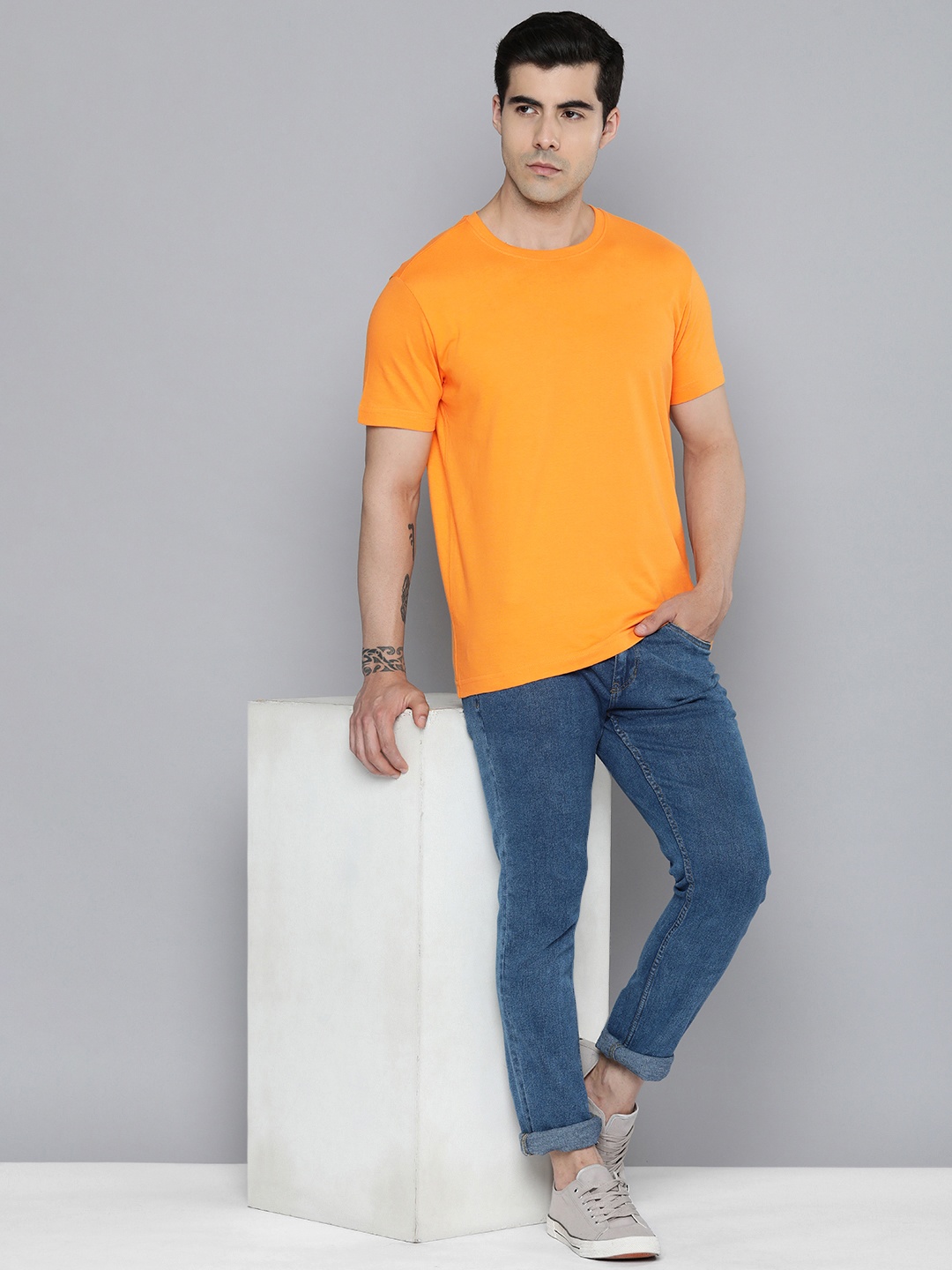 

ether Solid Cotton T-shirt, Orange