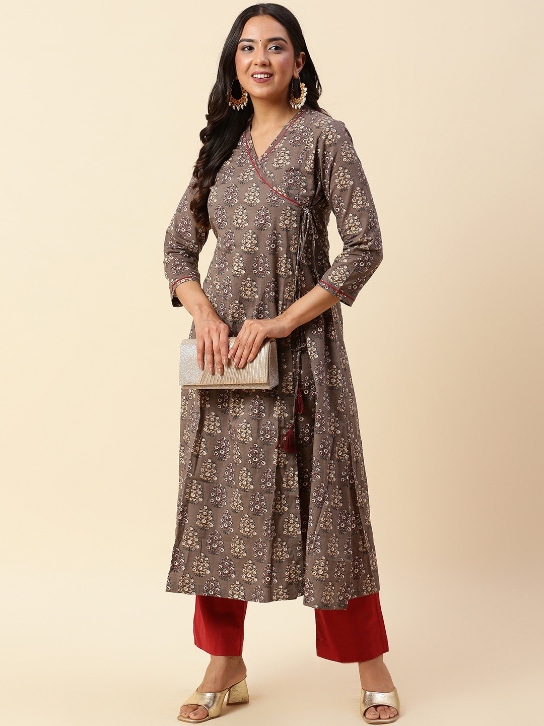 

Meena Bazaar Floral Printed Angrakha Kurta with Trousers, Brown