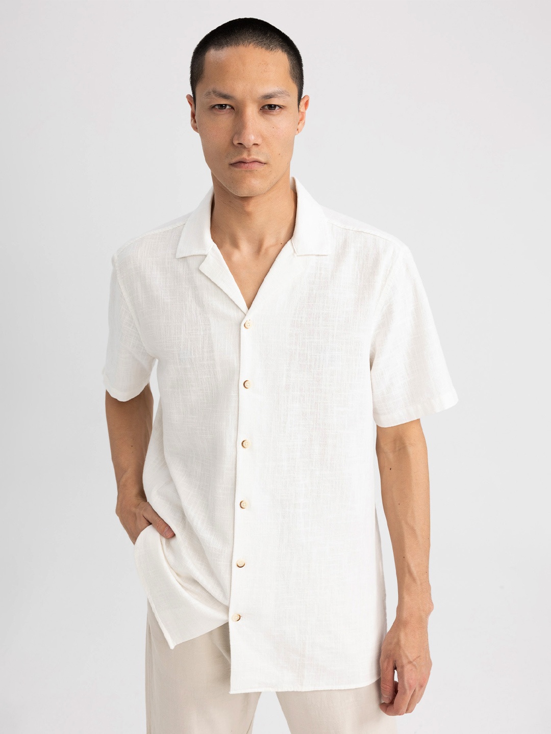 

DeFacto Regular Fit Pure Cotton Casual Shirt, White