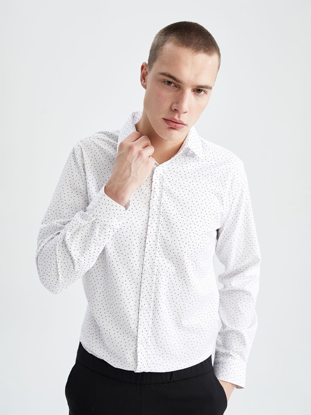

DeFacto Micro Ditsy Printed Cotton Casual Shirt, White