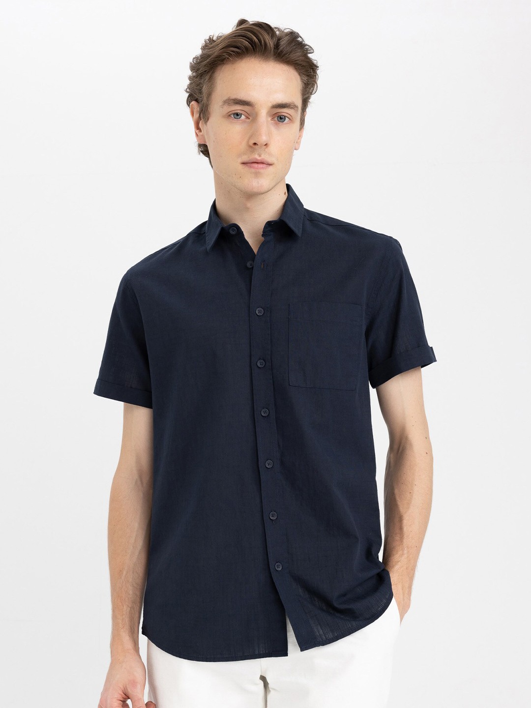 

DeFacto Spread Collar Cotton Casual Shirt, Navy blue