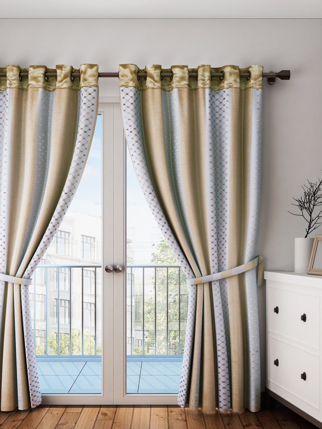 

Dreamscape Beige White Single Printed Curtain with Lining