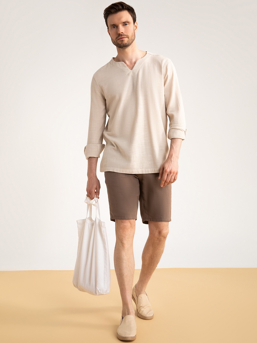 

DeFacto Men Regular Fit Pure Cotton Shorts, Brown
