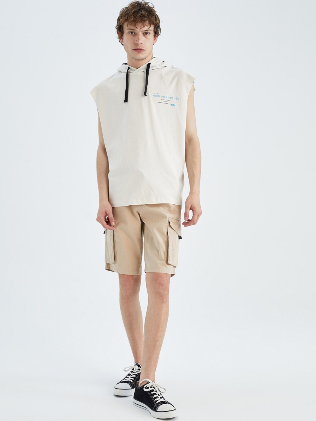 

DeFacto Men Regular Fit Pure Cotton Cargo Shorts, Beige