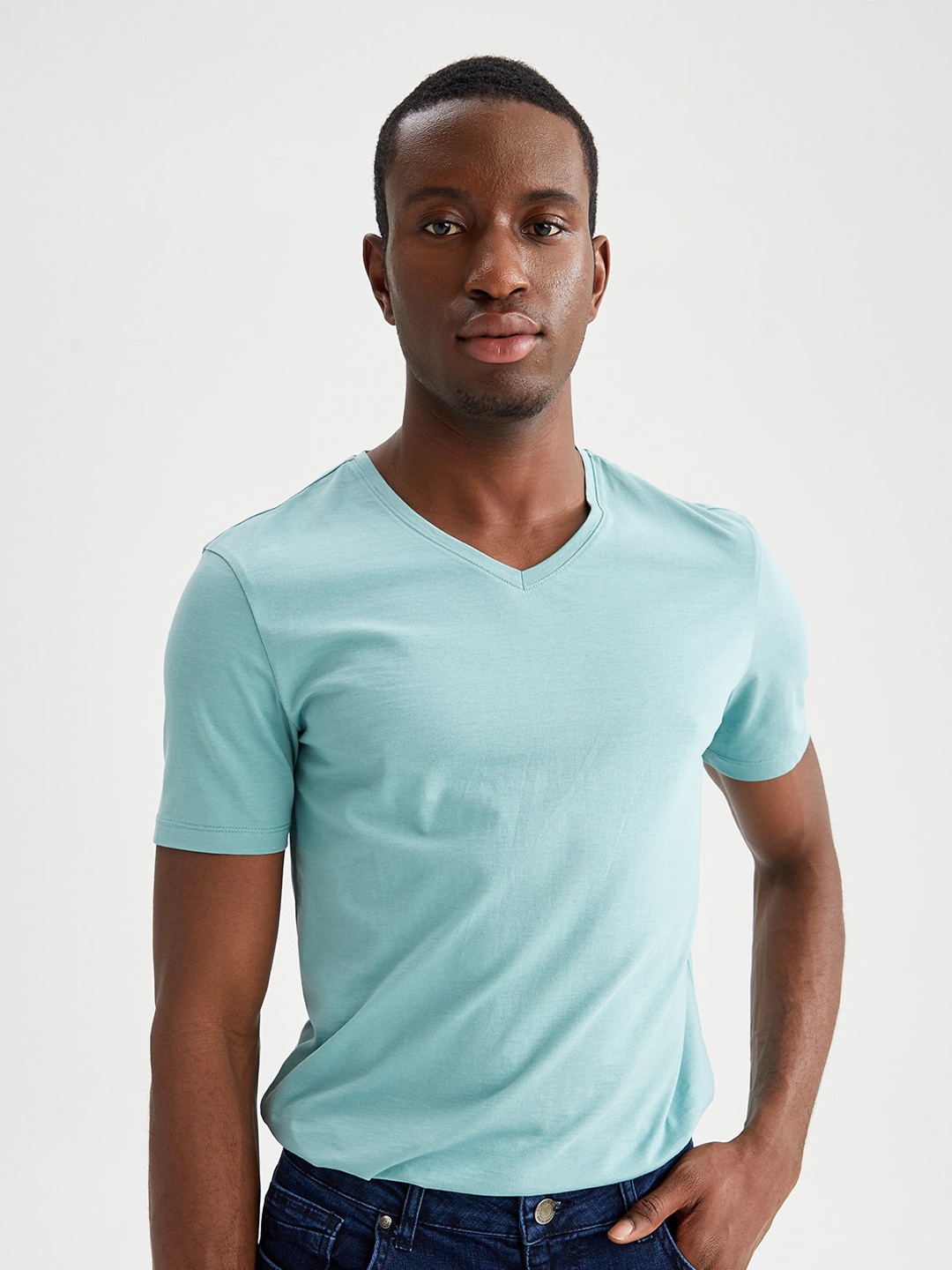 

DeFacto V-Neck Cotton T-shirt, Blue