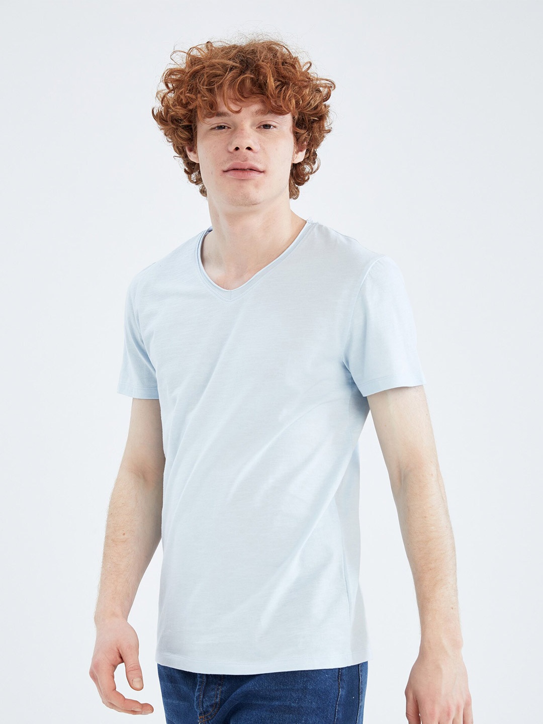 

DeFacto V-Neck Pure Cotton T-Shirt, Blue