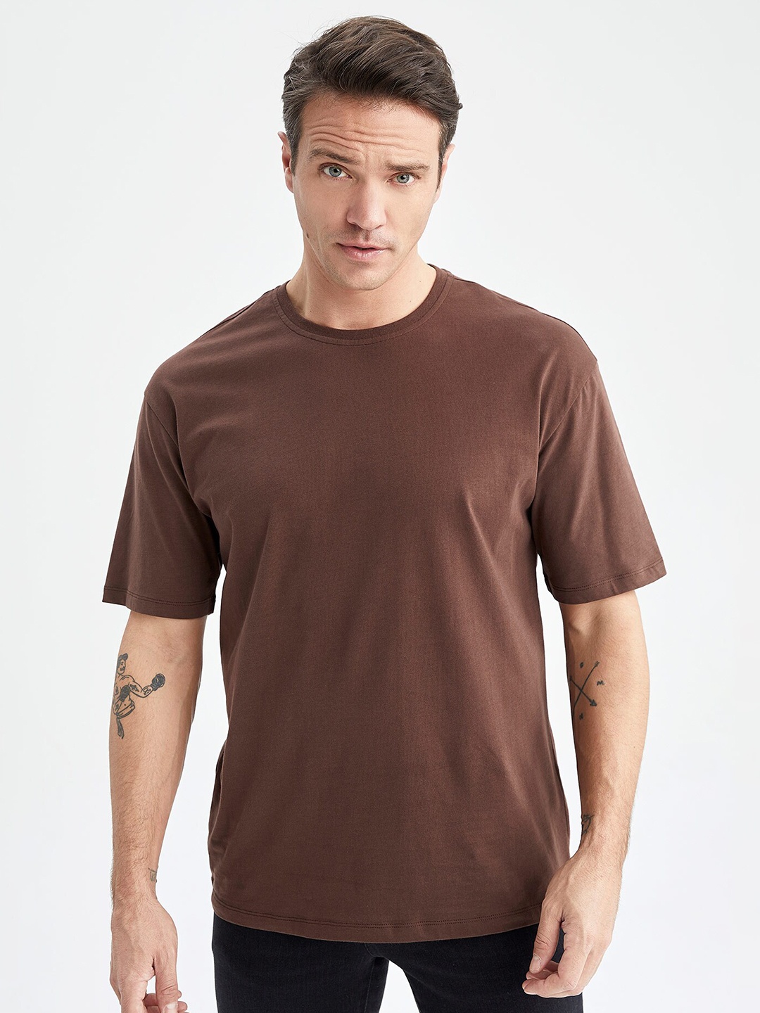 

DeFacto Round Neck Drop-Shoulder Sleeves Cotton T-shirt, Coffee brown