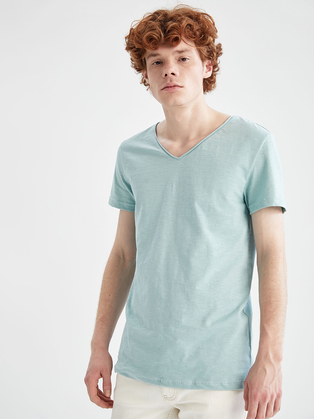 

DeFacto V-Neck Pure Cotton T-shirt, Blue