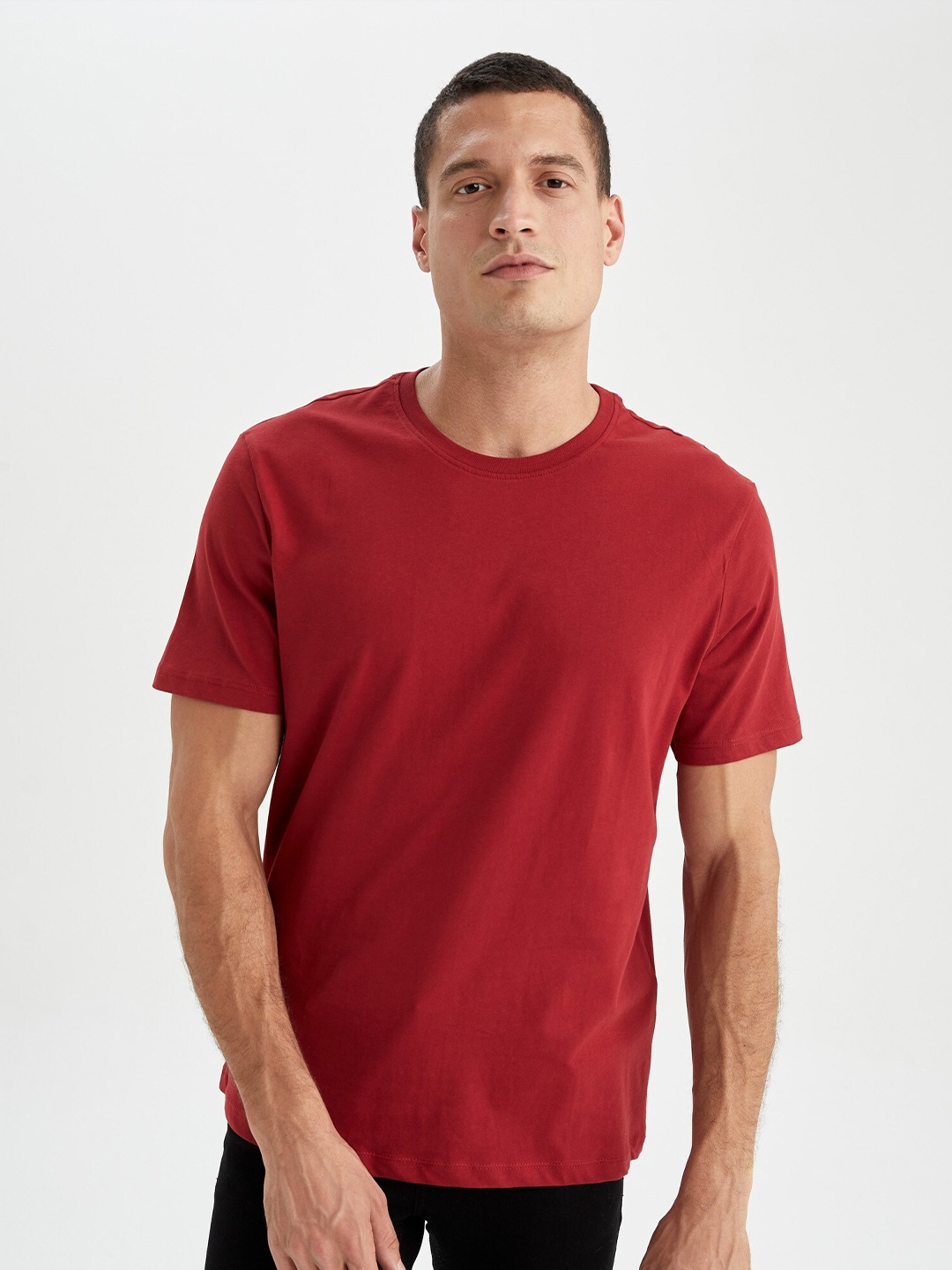 

DeFacto Round Neck Knitted Pure Cotton T-Shirt, Maroon