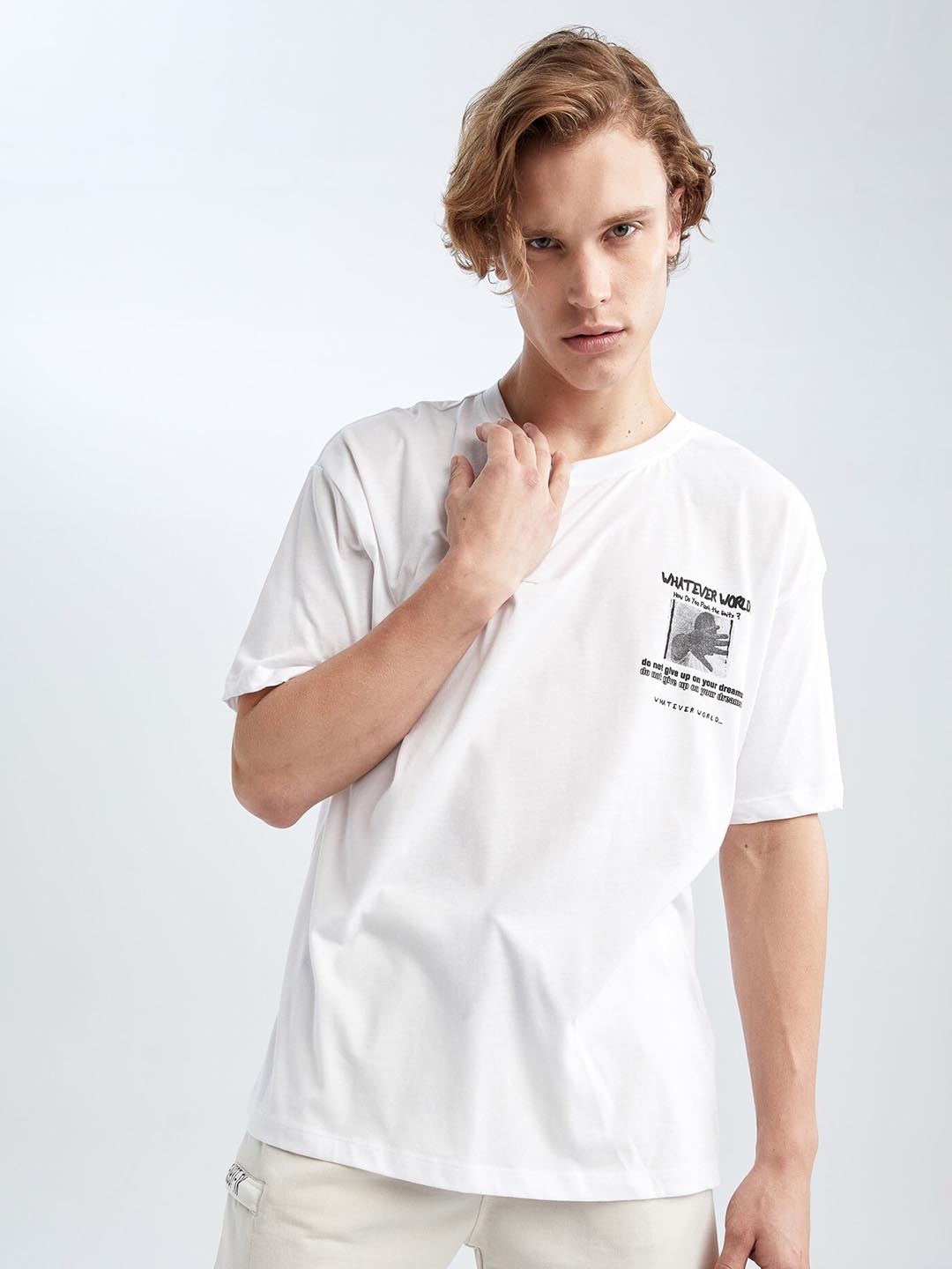

DeFacto Typography Printed Drop Shoulder Sleeves Pure Cotton T-shirt, White