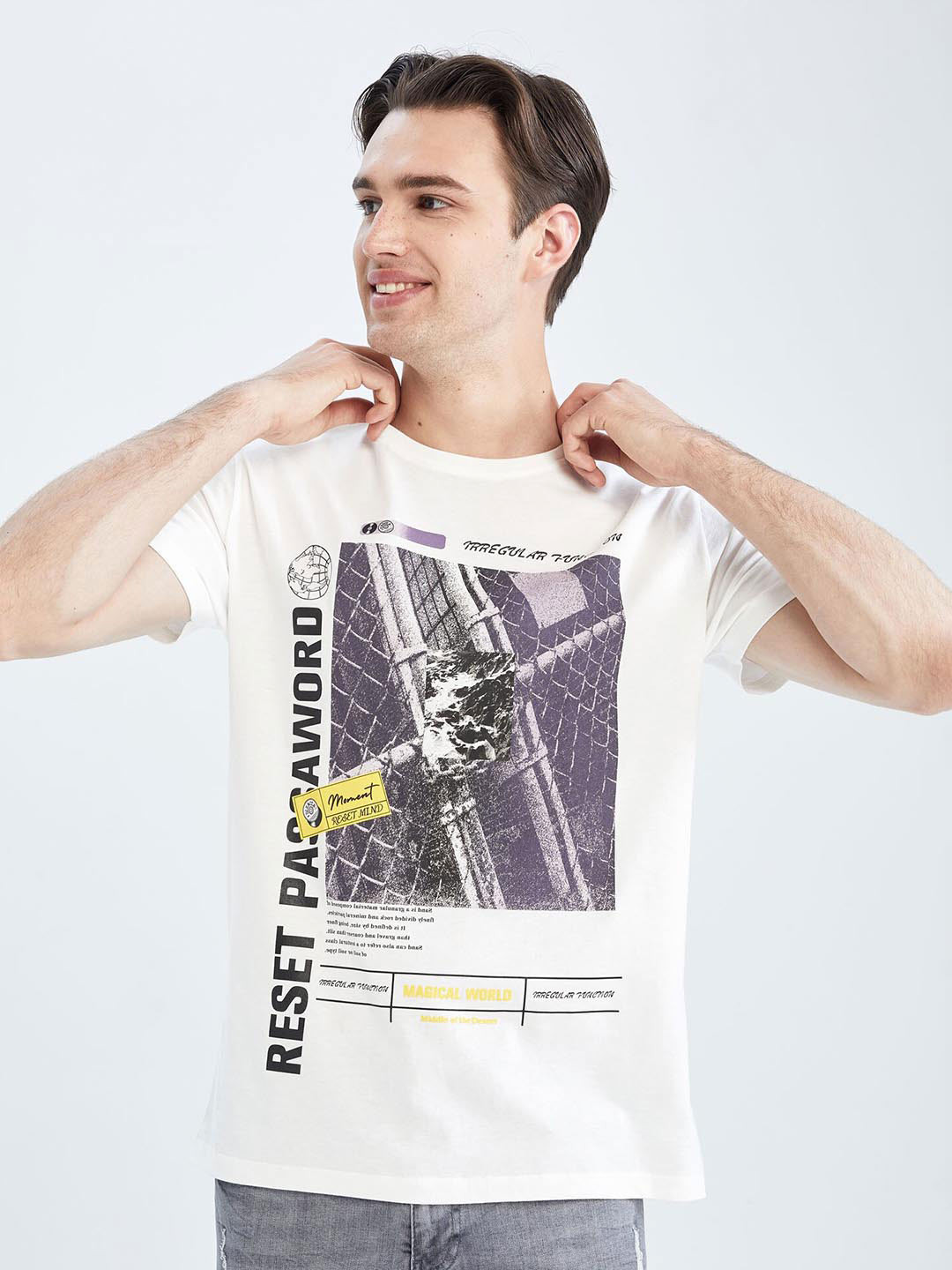 

DeFacto Round Neck Graphic Printed Cotton T-shirt, Off white