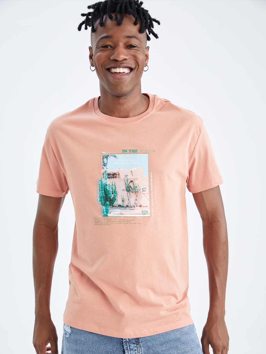 

DeFacto Graphic Printed Drop-Shoulder Sleeves Cotton T-shirt, Peach