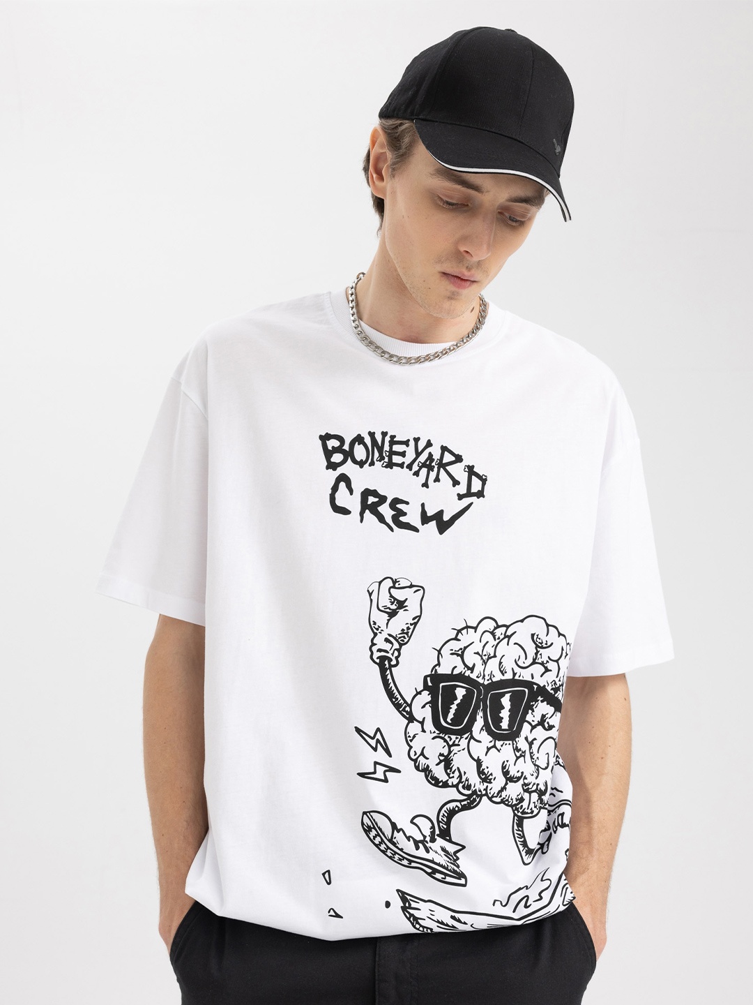 

DeFacto Graphic Printed Drop Shoulder Pure Cotton Oversize Fit T-shirt, White