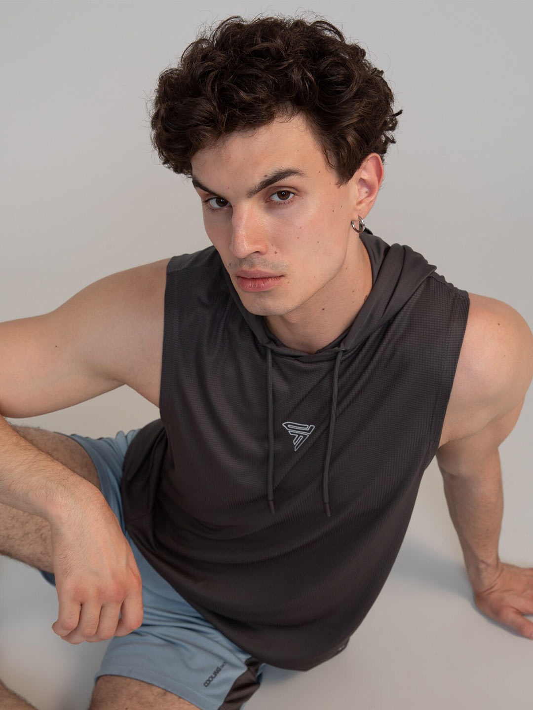 

DeFacto Hooded Sleeveless T-shirt, Charcoal