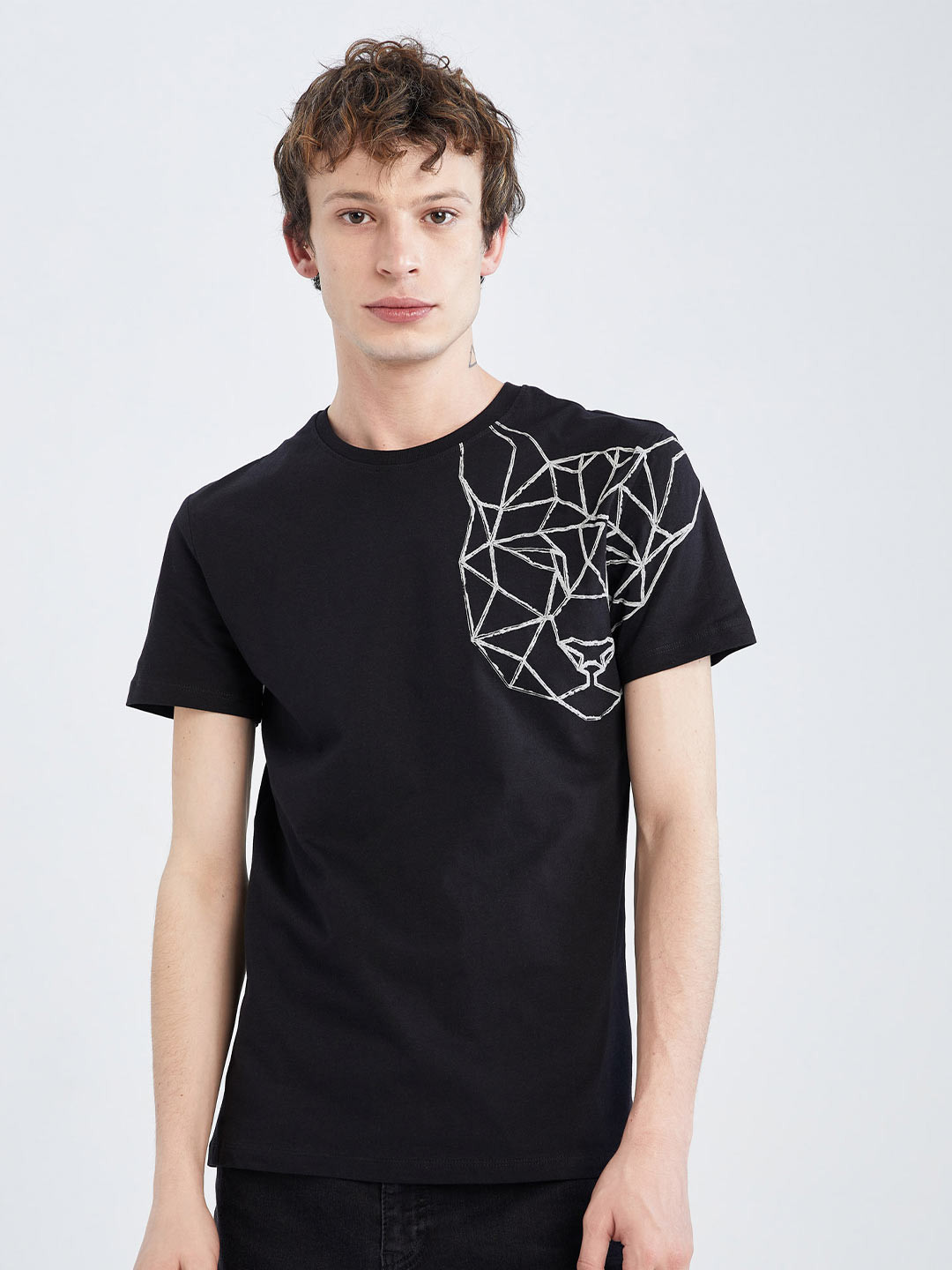 

DeFacto Graphic Printed Cotton T-shirt, Black