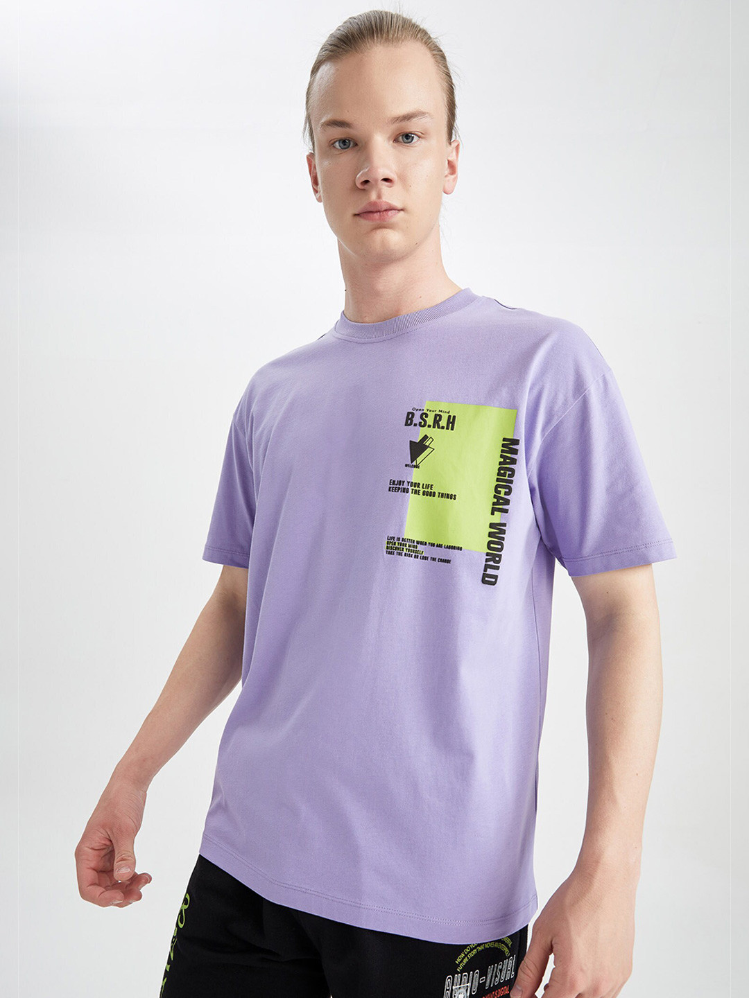 

DeFacto Graphic Printed Round Neck Pure Cotton T-shirt, Lavender