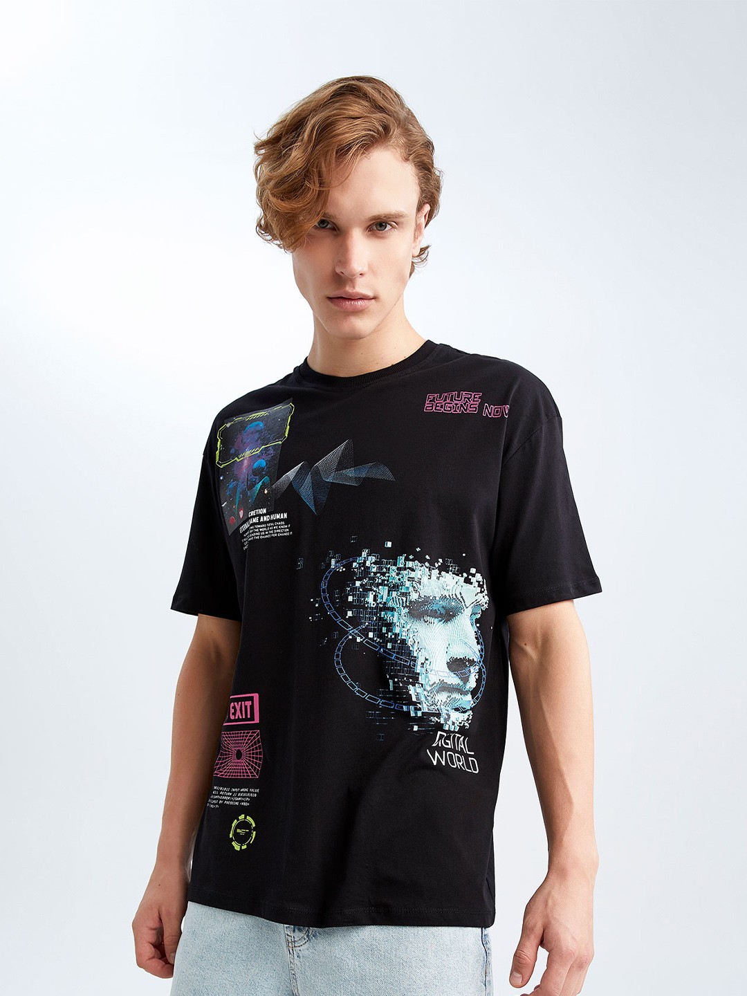 

DeFacto Graphic Printed Round Neck Pure Cotton T-shirt, Black