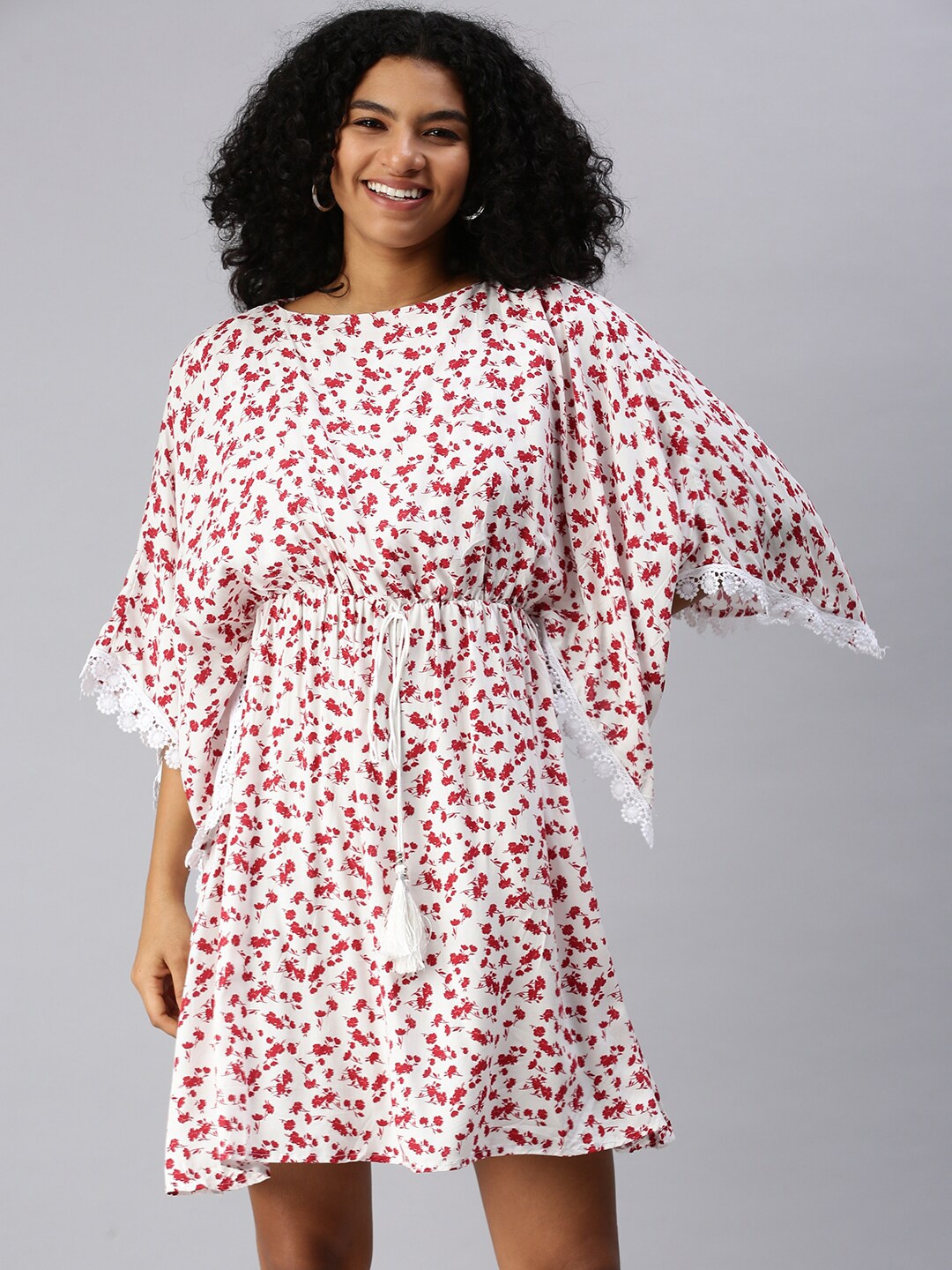 

SHOWOFF Floral Kaftan Dress, White