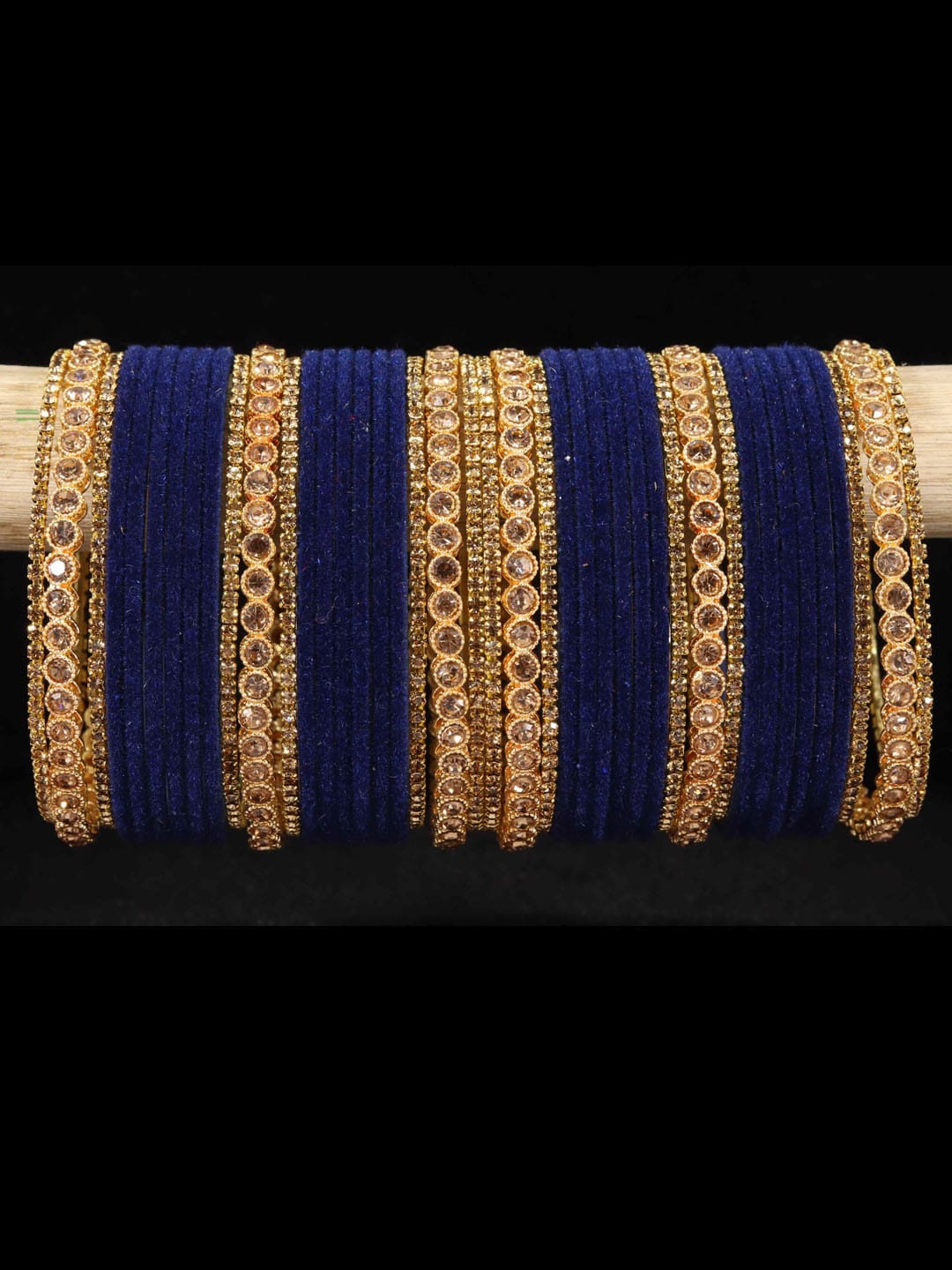 

NMII Set of 42 Artificial Stones Velvet Bangles, Gold