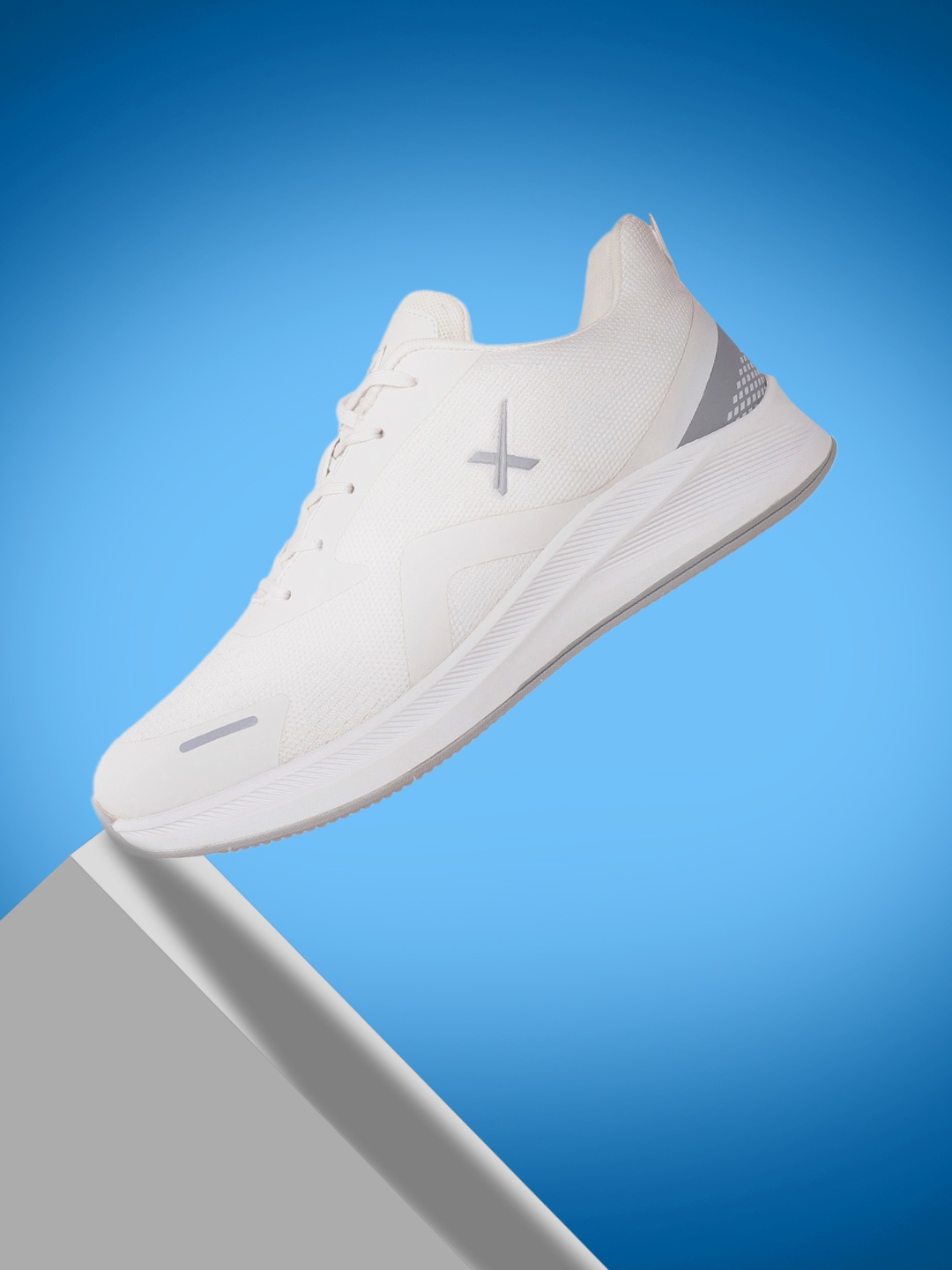 

HRX by Hrithik Roshan Men Road Running Shoe, White