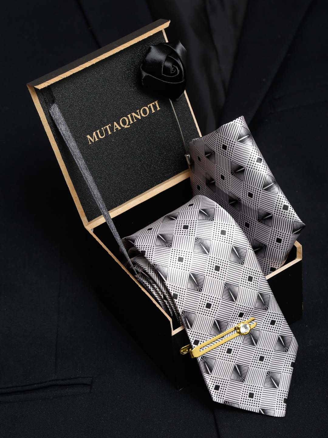 

MUTAQINOTI Men Set Of 4 Formal Accessory Gift Set, Grey