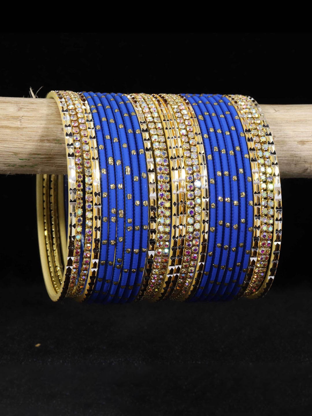 

NMII Set Of 28 Glitter Detailed Stone-Studded Bangles Set, Blue