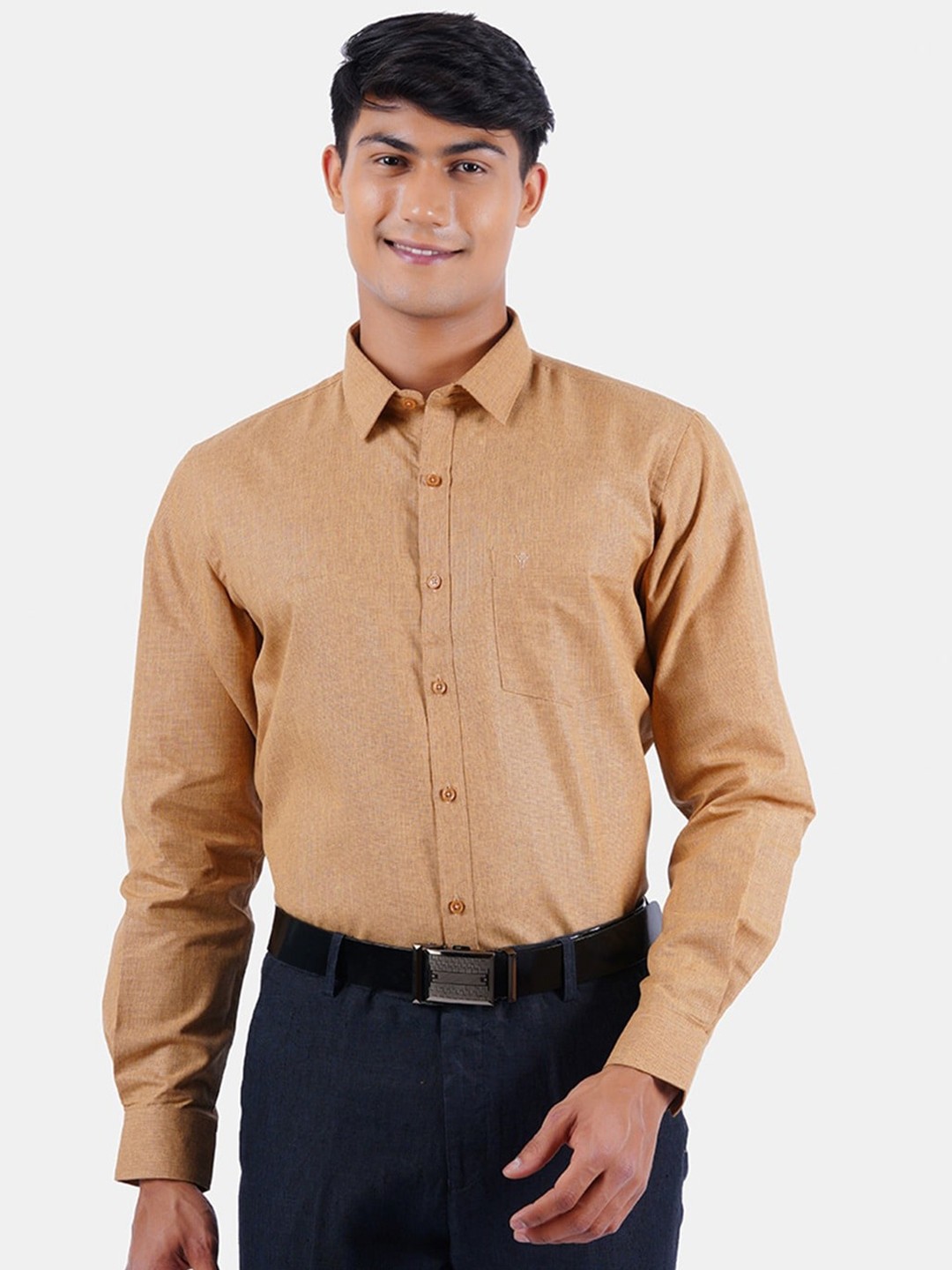 

Ramraj Tailored Fit Formal Pure Cotton Shirt, Beige