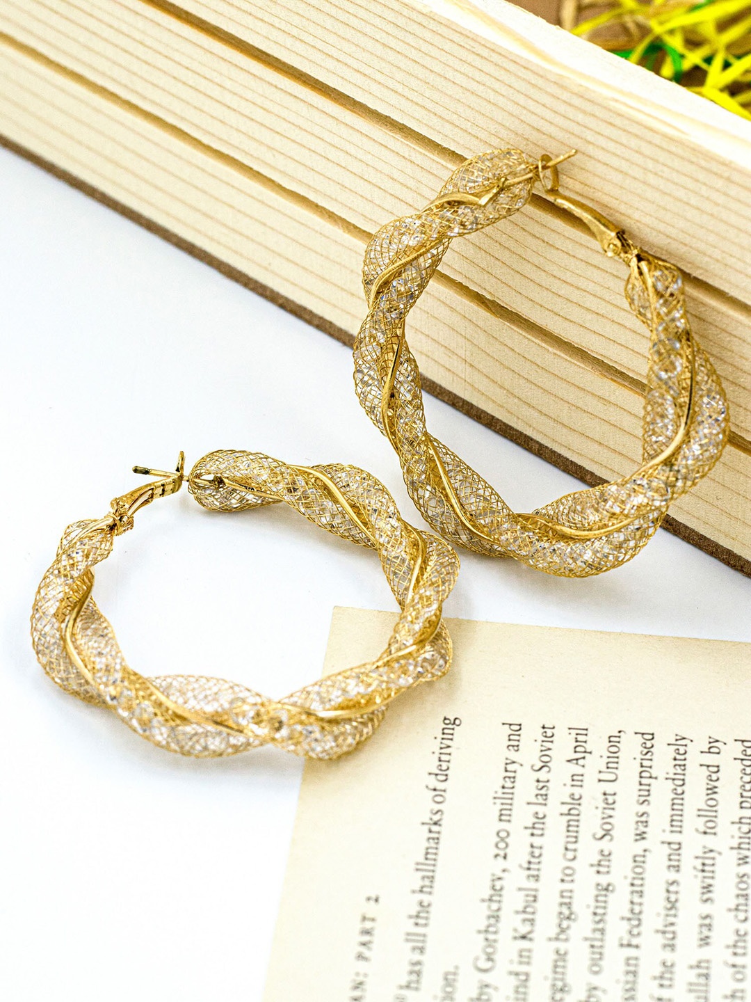 

Bellofox Gold-Plated Contemporary Hoop Earrings