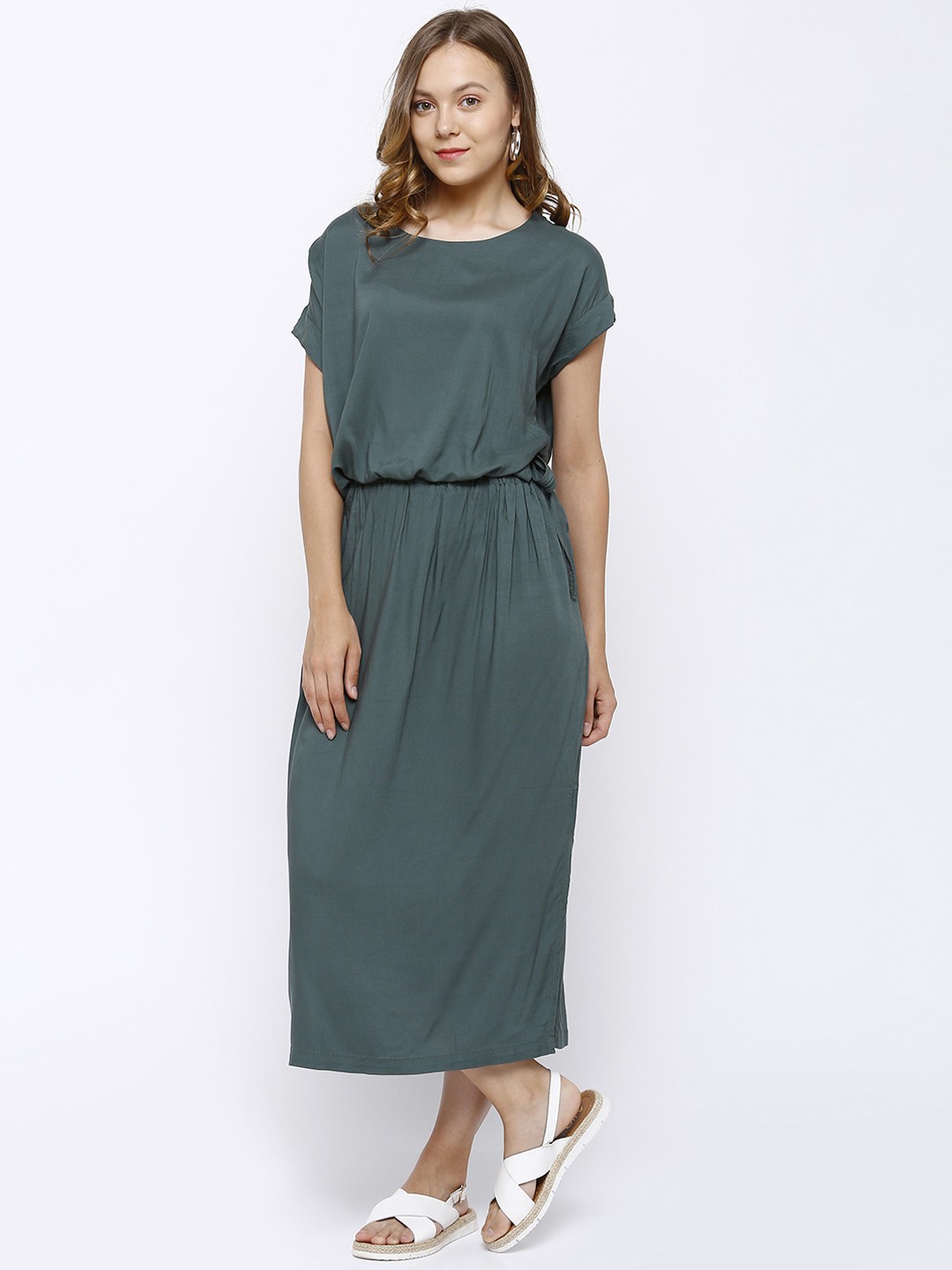 

Tokyo Talkies Women Teal Blue Solid Maxi Dress